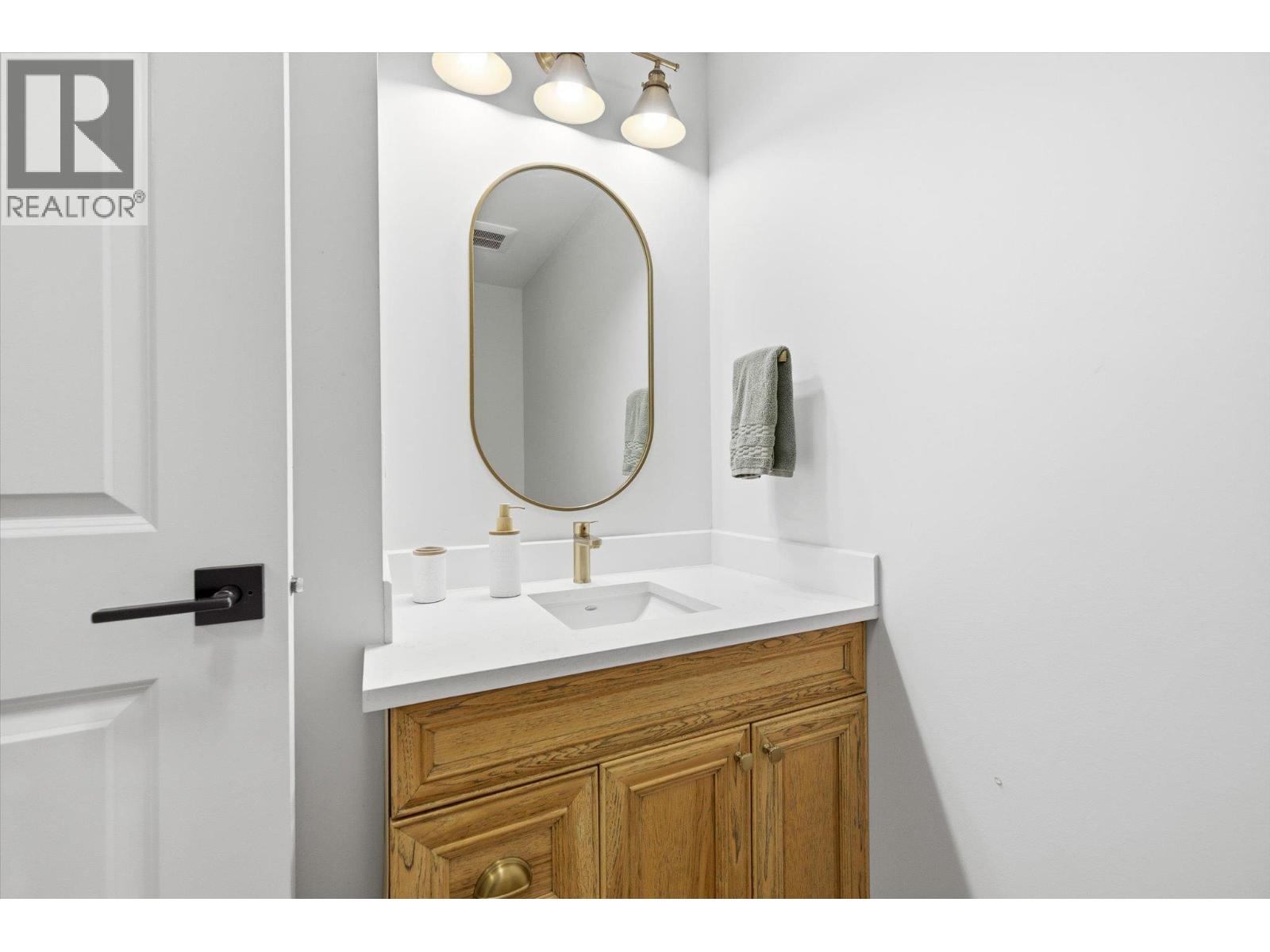 1160 Goldfinch Place, Kelowna, British Columbia  V1W 5M1 - Photo 48 - 10398822