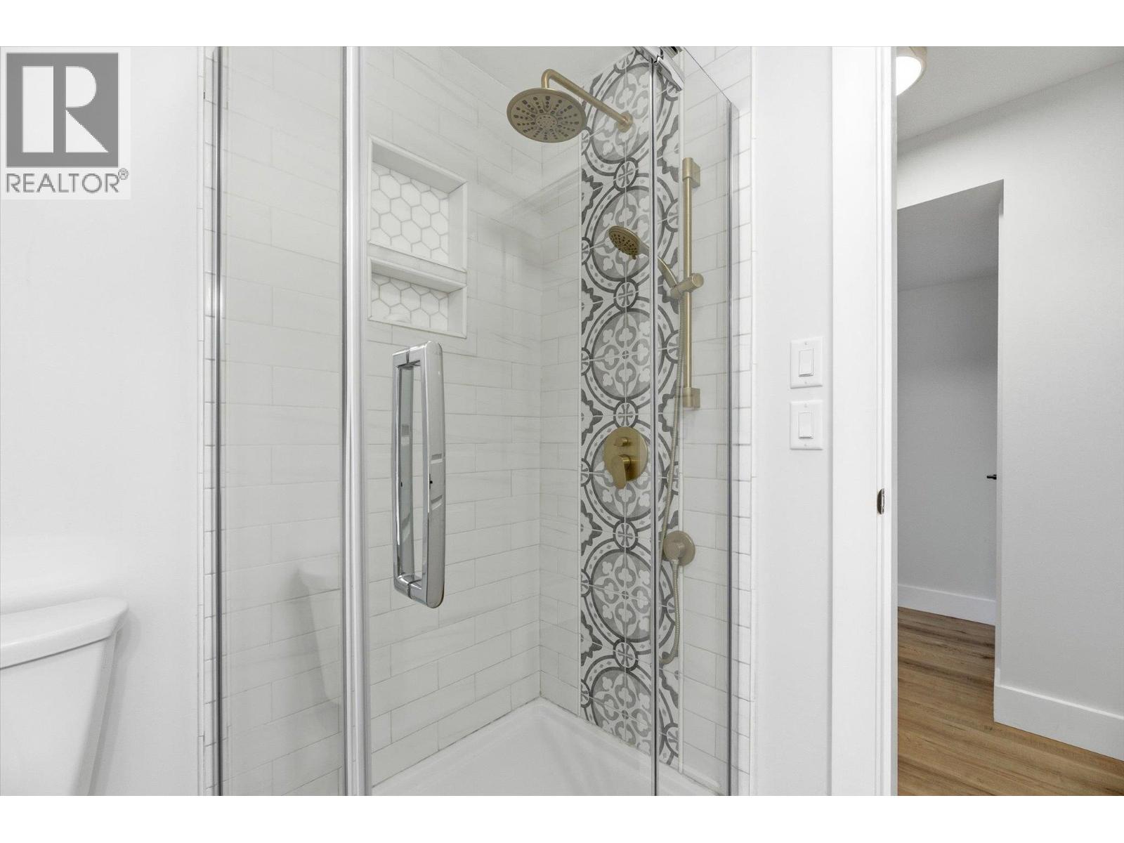 1160 Goldfinch Place, Kelowna, British Columbia  V1W 5M1 - Photo 49 - 10398822