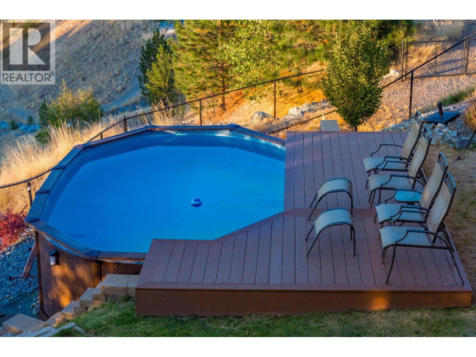 1160 Goldfinch Place, Kelowna, British Columbia  V1W 5M1 - Photo 6 - 10398822