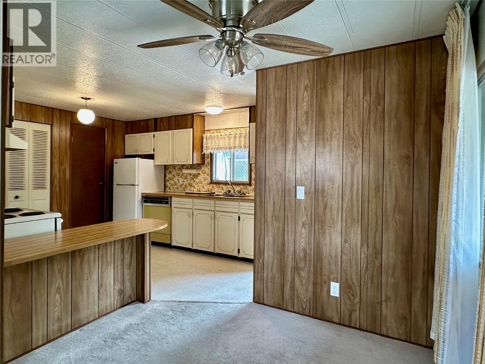 308 15401 Kalamalka Road, Vernon, British Columbia  V1H 2A7 - Photo 11 - 10397444