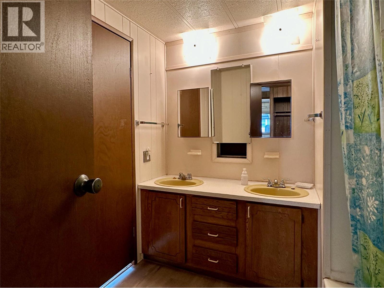 308 15401 Kalamalka Road, Vernon, British Columbia  V1H 2A7 - Photo 21 - 10397444