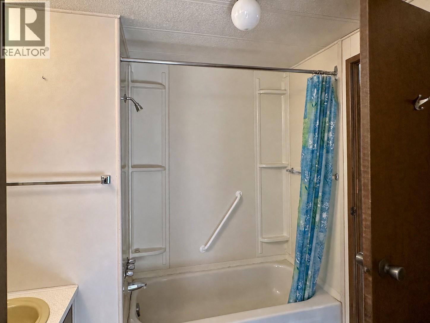 308 15401 Kalamalka Road, Vernon, British Columbia  V1H 2A7 - Photo 22 - 10397444