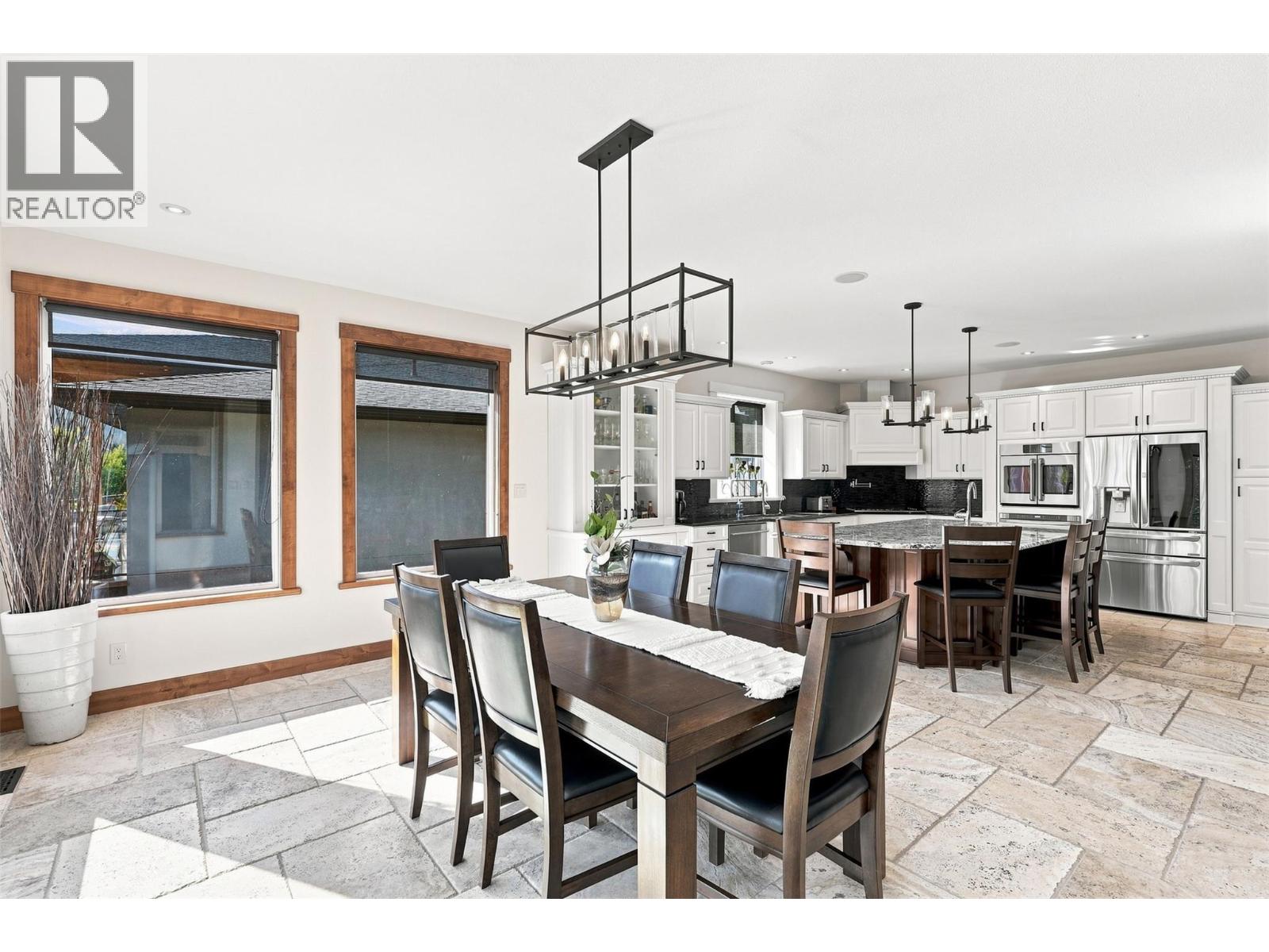 3079 Birkenhead Drive, Kamloops, British Columbia  V2E 2T6 - Photo 12 - 10398951