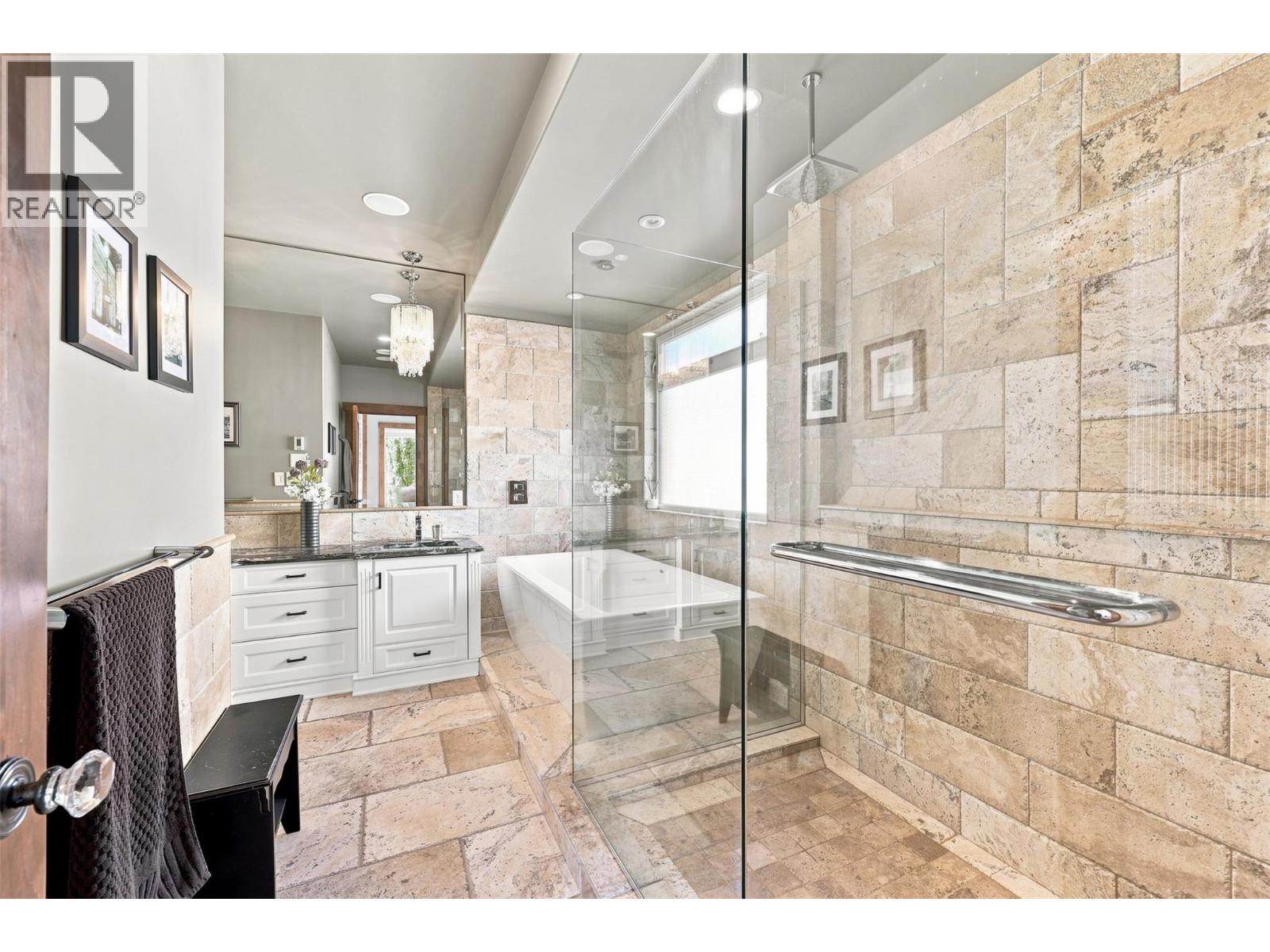 3079 Birkenhead Drive, Kamloops, British Columbia  V2E 2T6 - Photo 31 - 10398951
