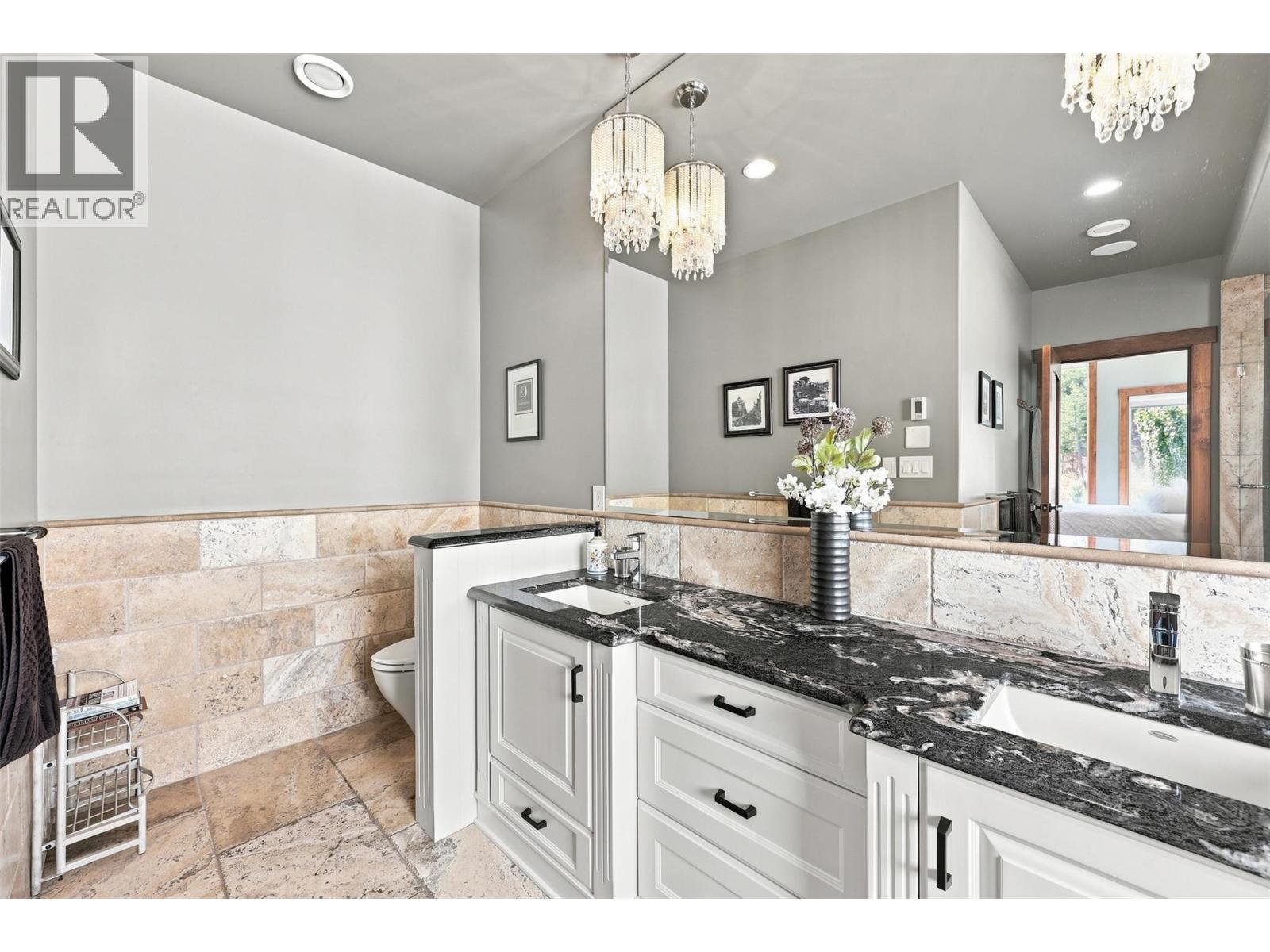 3079 Birkenhead Drive, Kamloops, British Columbia  V2E 2T6 - Photo 32 - 10398951
