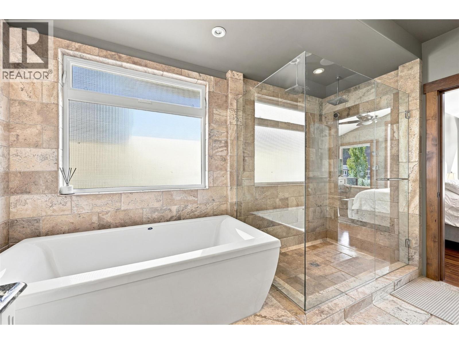 3079 Birkenhead Drive, Kamloops, British Columbia  V2E 2T6 - Photo 34 - 10398951