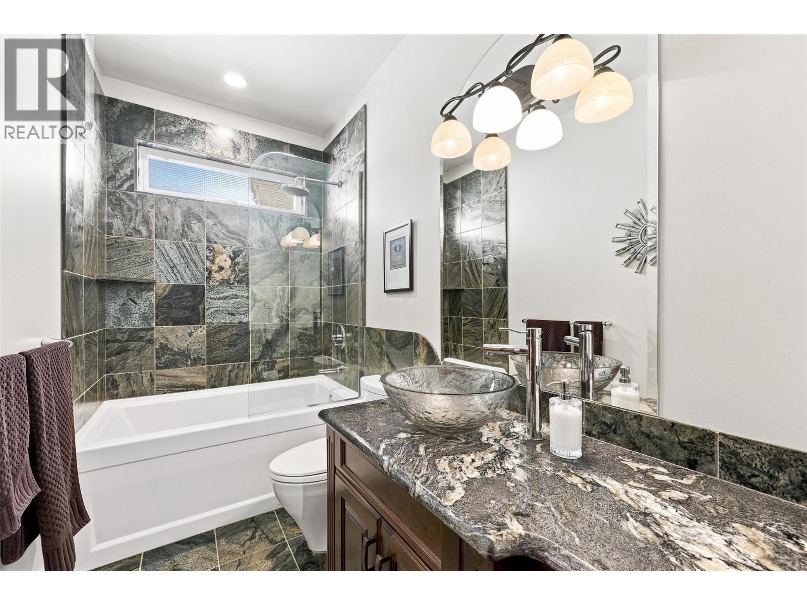 3079 Birkenhead Drive, Kamloops, British Columbia  V2E 2T6 - Photo 37 - 10398951