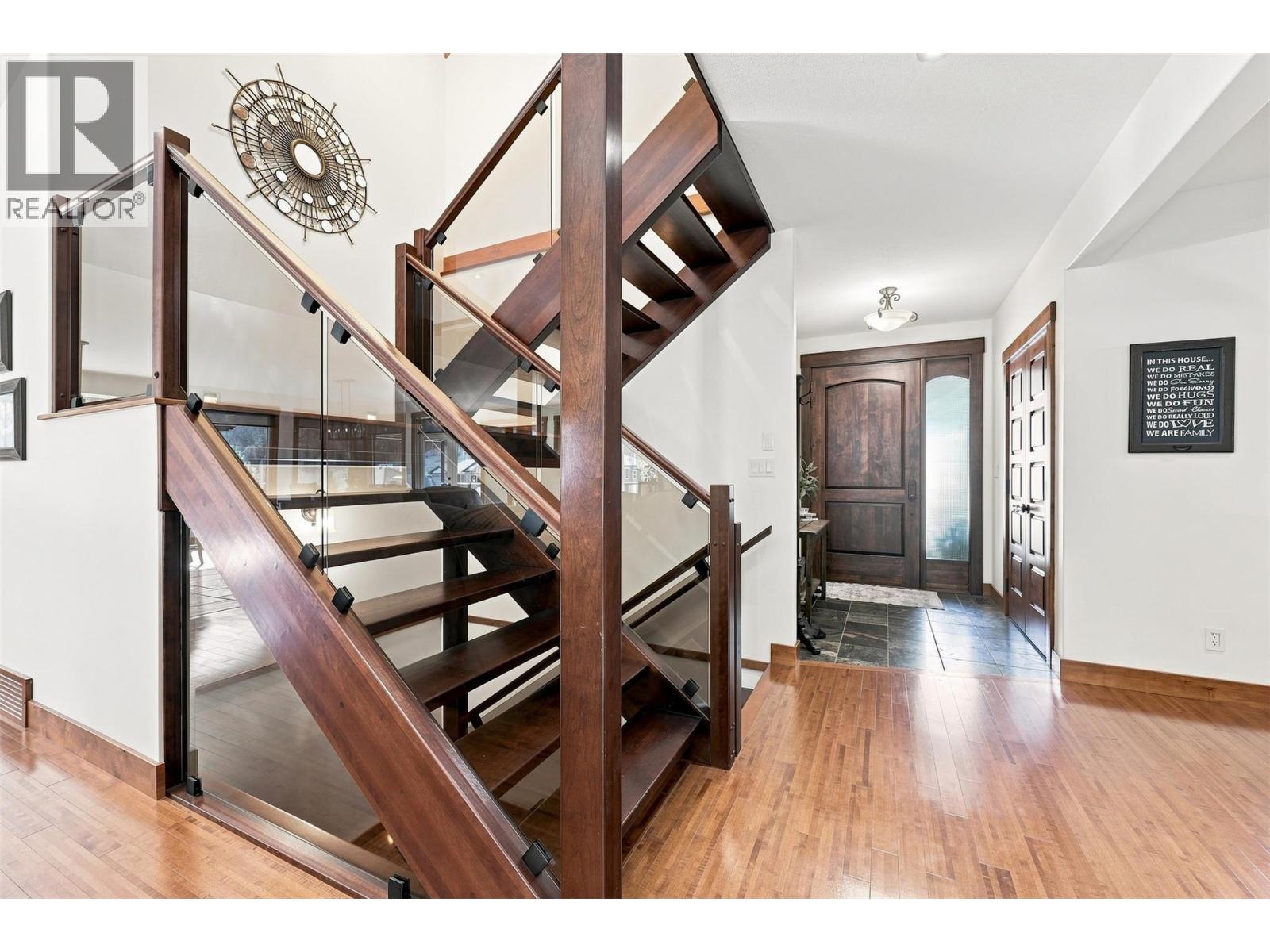 3079 Birkenhead Drive, Kamloops, British Columbia  V2E 2T6 - Photo 38 - 10398951