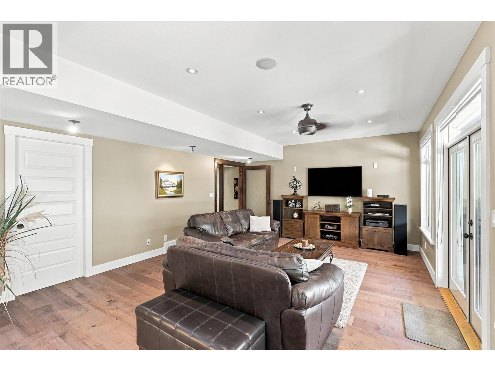 3079 Birkenhead Drive, Kamloops, British Columbia  V2E 2T6 - Photo 45 - 10398951