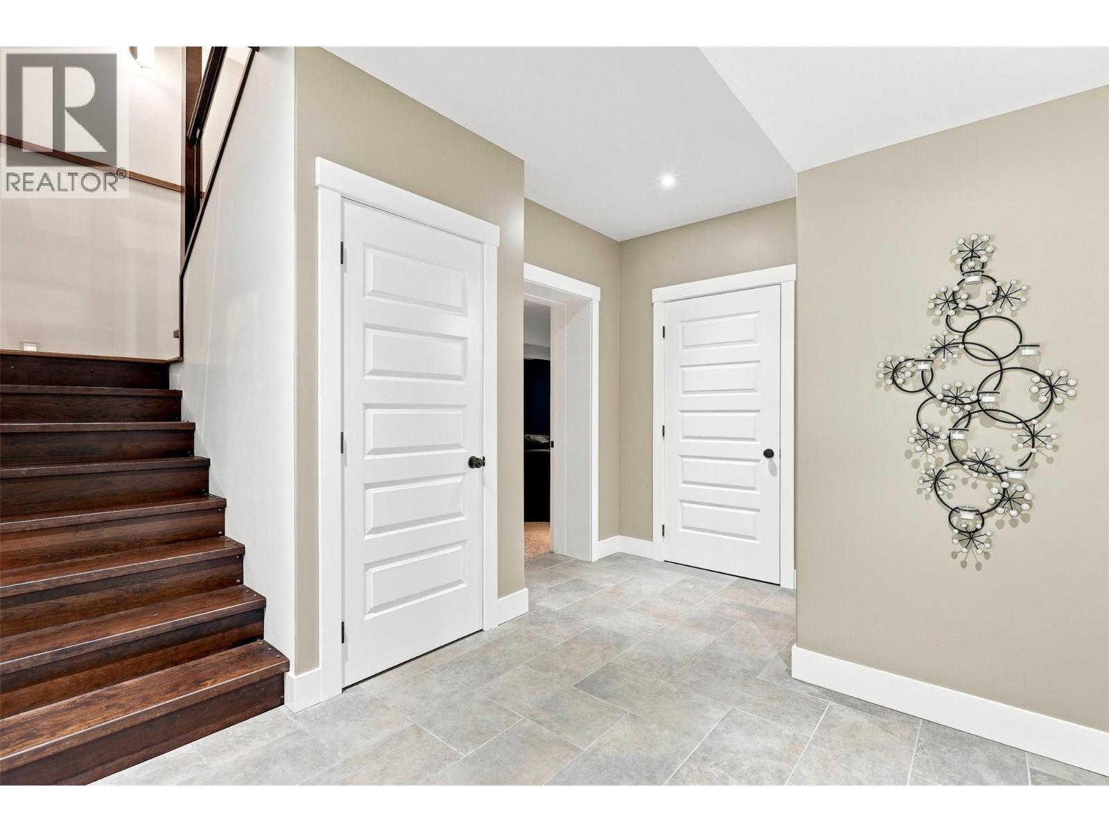 3079 Birkenhead Drive, Kamloops, British Columbia  V2E 2T6 - Photo 67 - 10398951