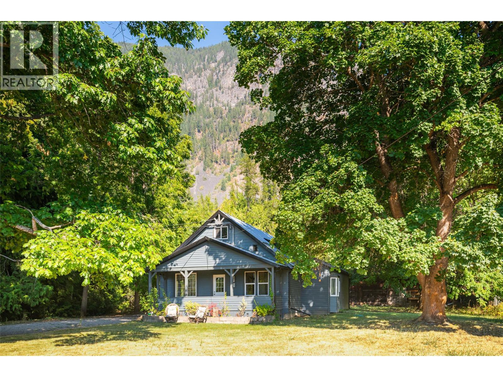 4638 Samuelson Road, Canyon, British Columbia  V0B 1C1 - Photo 1 - 10398870