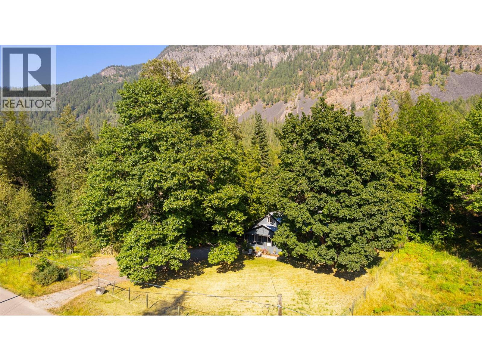 4638 Samuelson Road, Canyon, British Columbia  V0B 1C1 - Photo 34 - 10398870