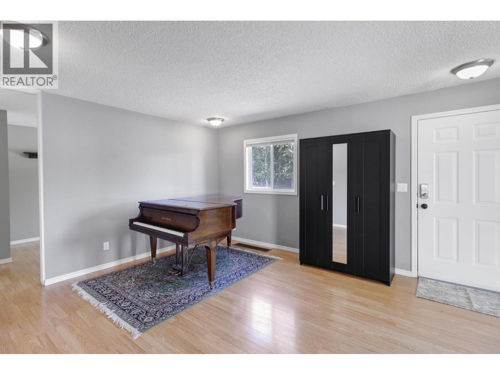 540 4 Avenue, Kimberley, British Columbia  V1A 2R9 - Photo 7 - 10398881