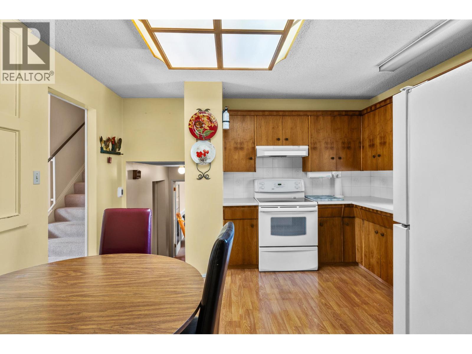 470 Eugene Road, Kelowna, British Columbia  V1X 2M4 - Photo 7 - 10398709