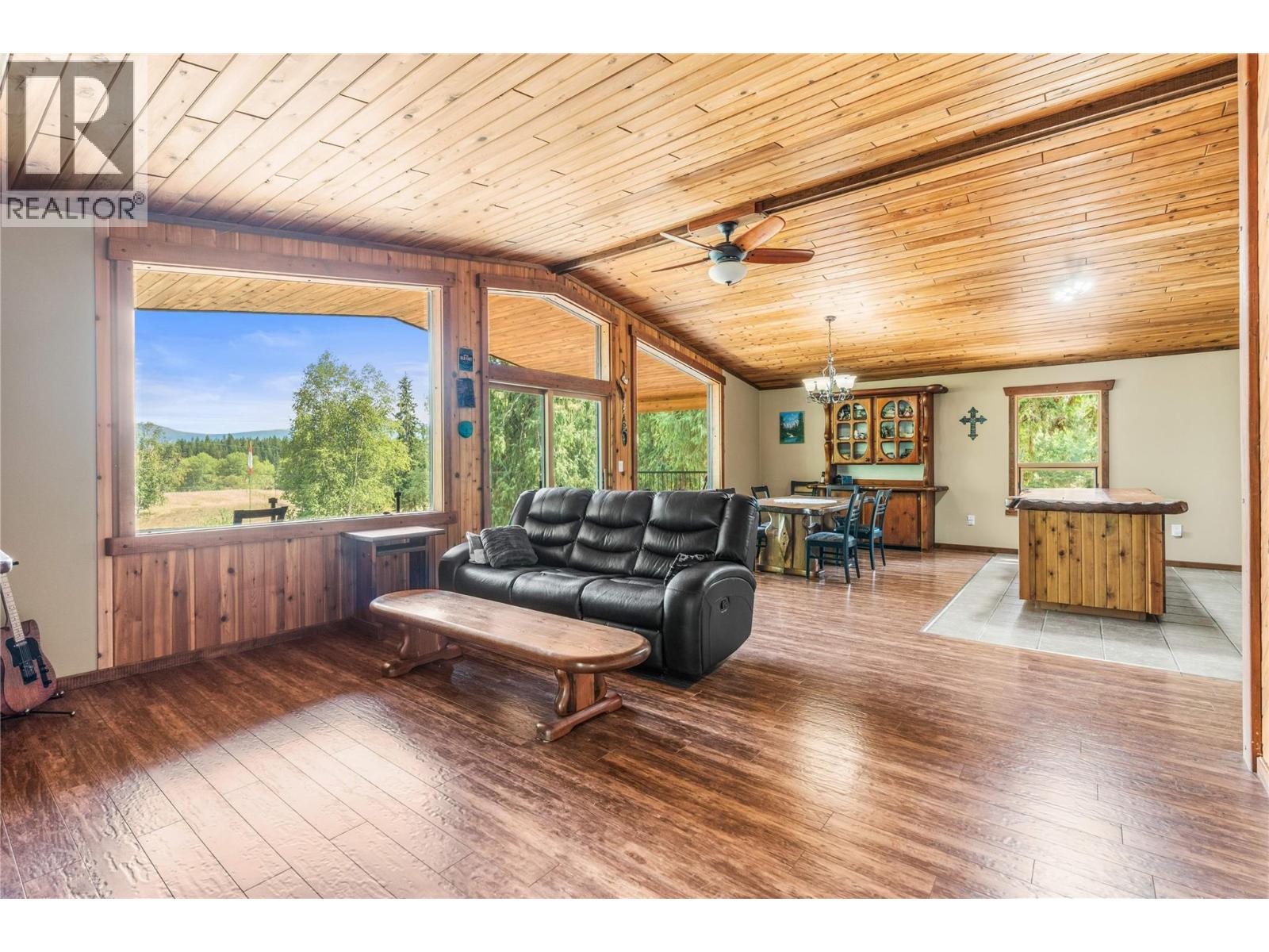 2280 Deep Creek Road, Enderby, British Columbia  V4Y 4J3 - Photo 10 - 10397739