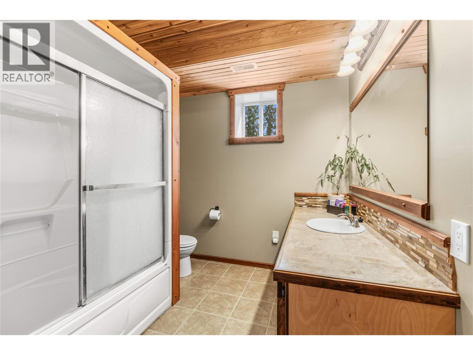 2280 Deep Creek Road, Enderby, British Columbia  V4Y 4J3 - Photo 41 - 10397739