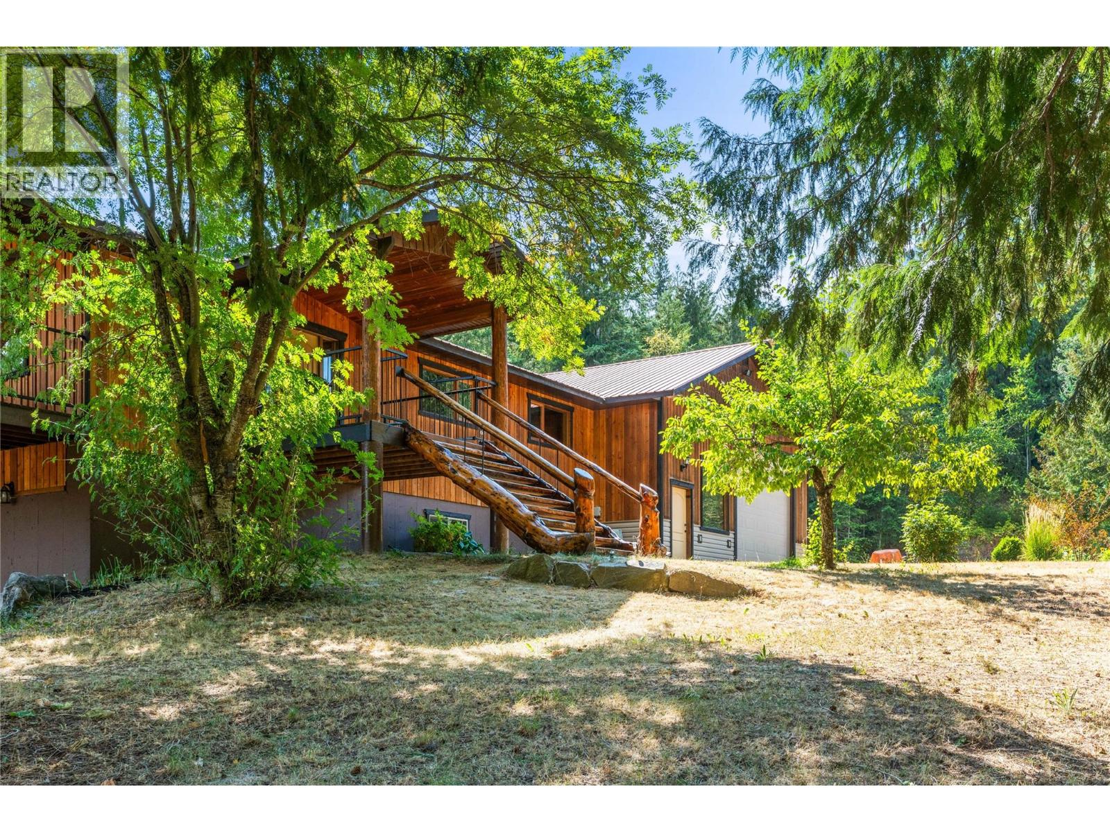 2280 Deep Creek Road, Enderby, British Columbia  V4Y 4J3 - Photo 5 - 10397739