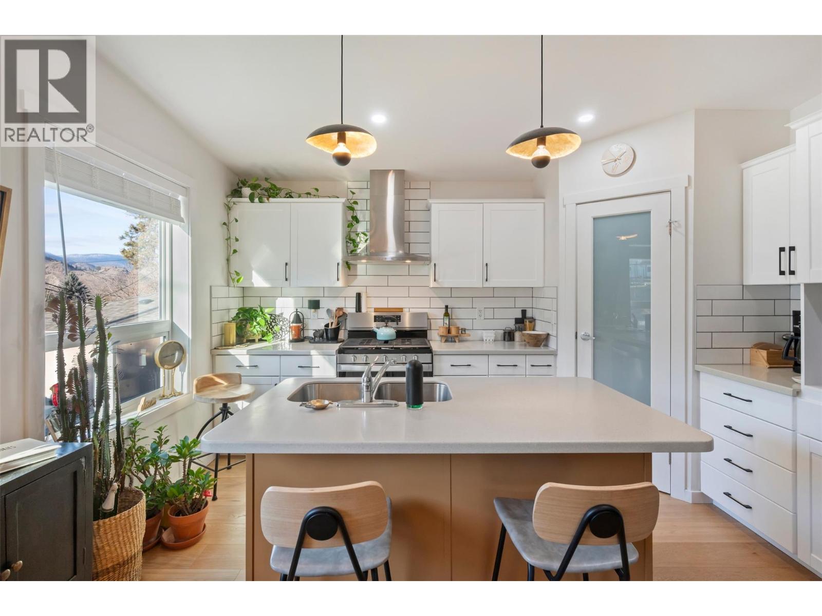 1149 Maple Street, Okanagan Falls, British Columbia  V0H 1R2 - Photo 3 - 10398921