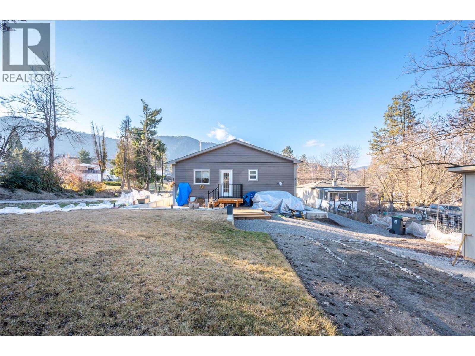 1149 Maple Street, Okanagan Falls, British Columbia  V0H 1R2 - Photo 35 - 10398921