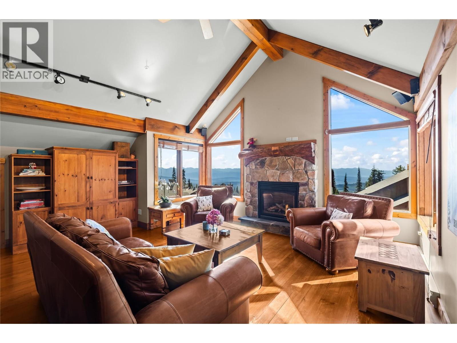 90 Forest Lane, Big White, British Columbia  V1X 4K5 - Photo 3 - 10398833