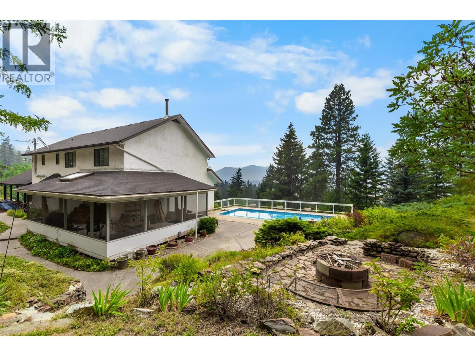 6170 3a Highway, Creston, British Columbia  V0B 2N1 - Photo 33 - 10398583