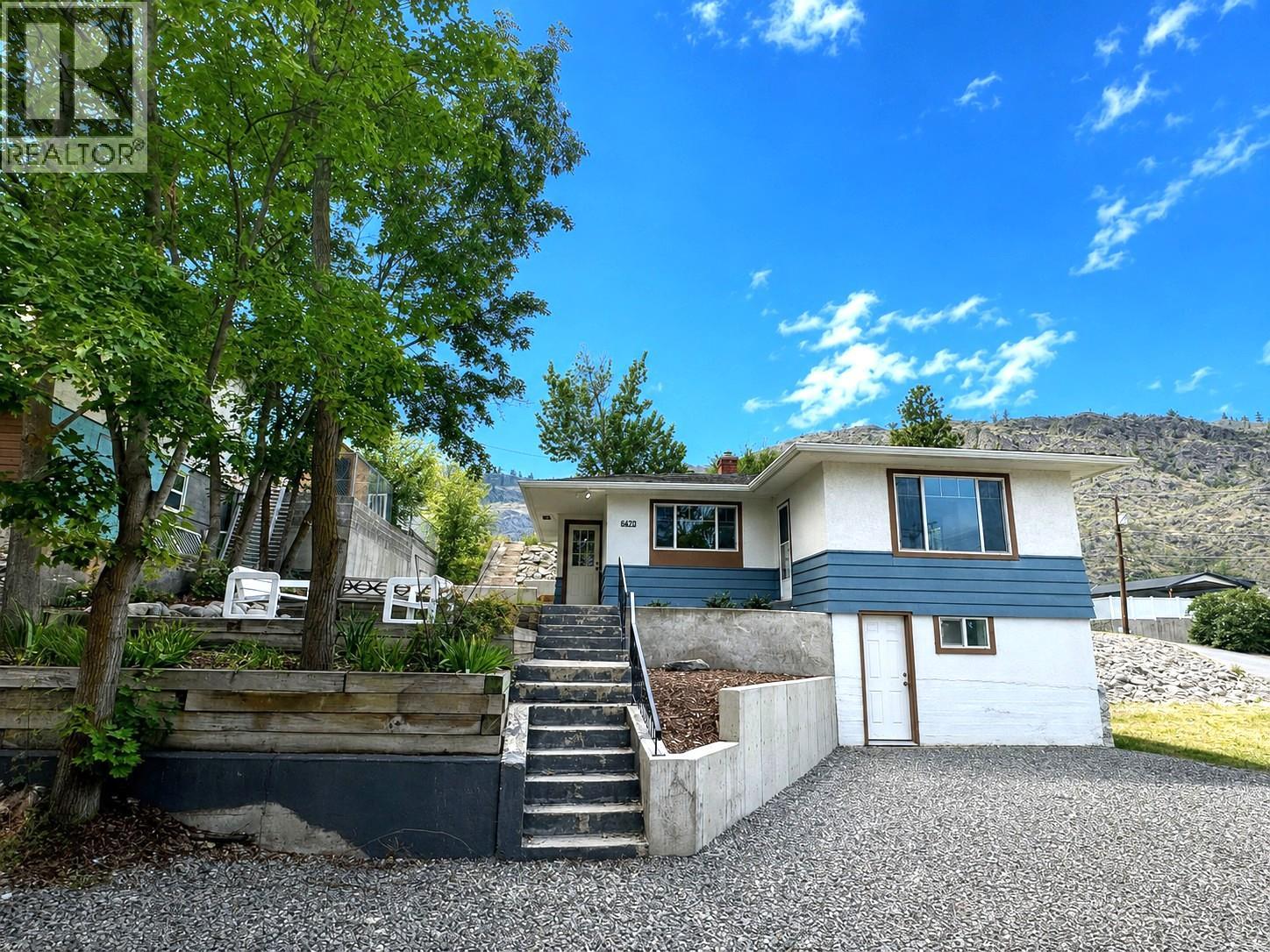 6470 Hollow Street, Oliver, British Columbia  V0H 1T0 - Photo 1 - 10398765