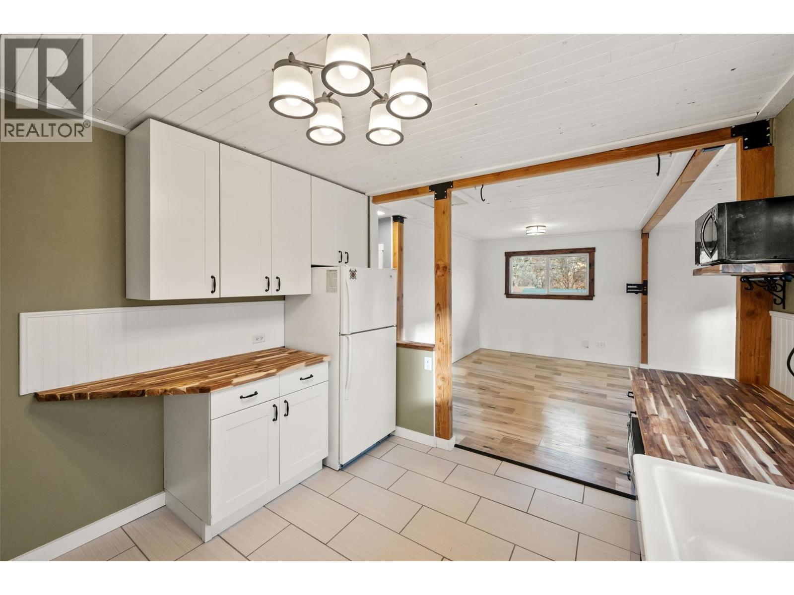 6470 Hollow Street, Oliver, British Columbia  V0H 1T0 - Photo 17 - 10398765