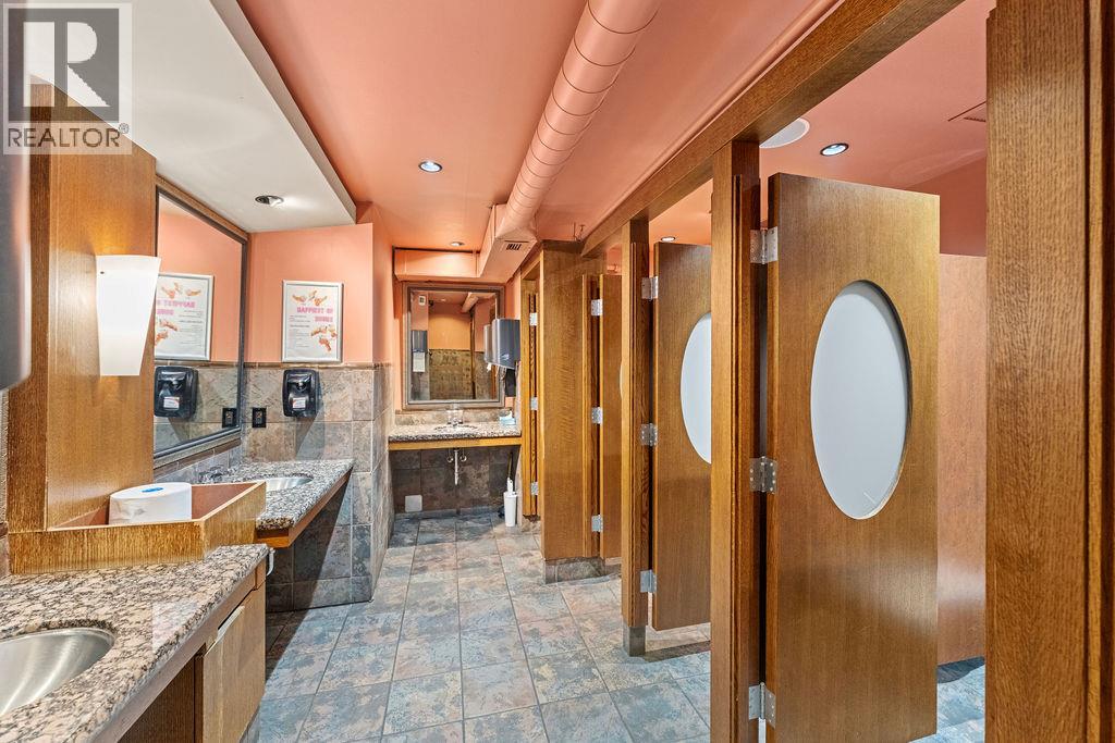 500 Lorne Street, Kamloops, British Columbia  V2C 1W3 - Photo 34 - 10398970