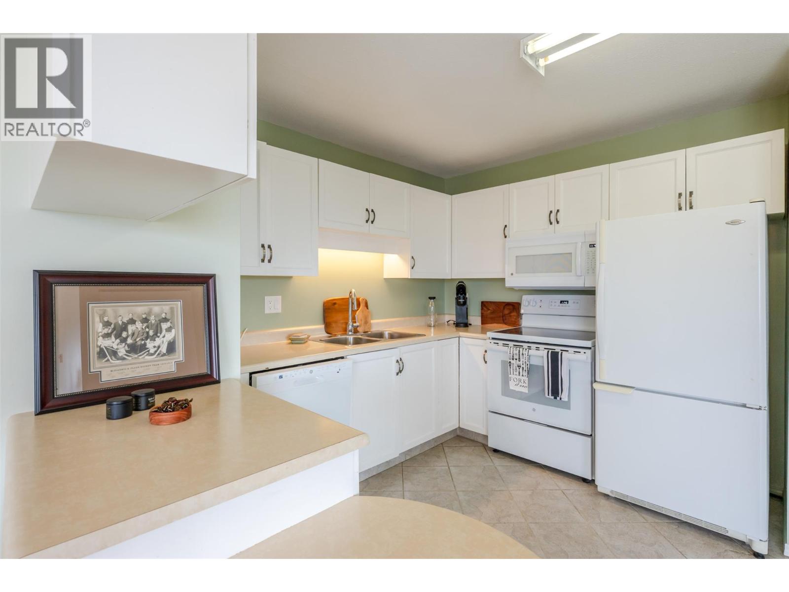 84 Van Horne Street Unit# 304, Penticton, British Columbia  V2A 4J8 - Photo 33 - 10398931