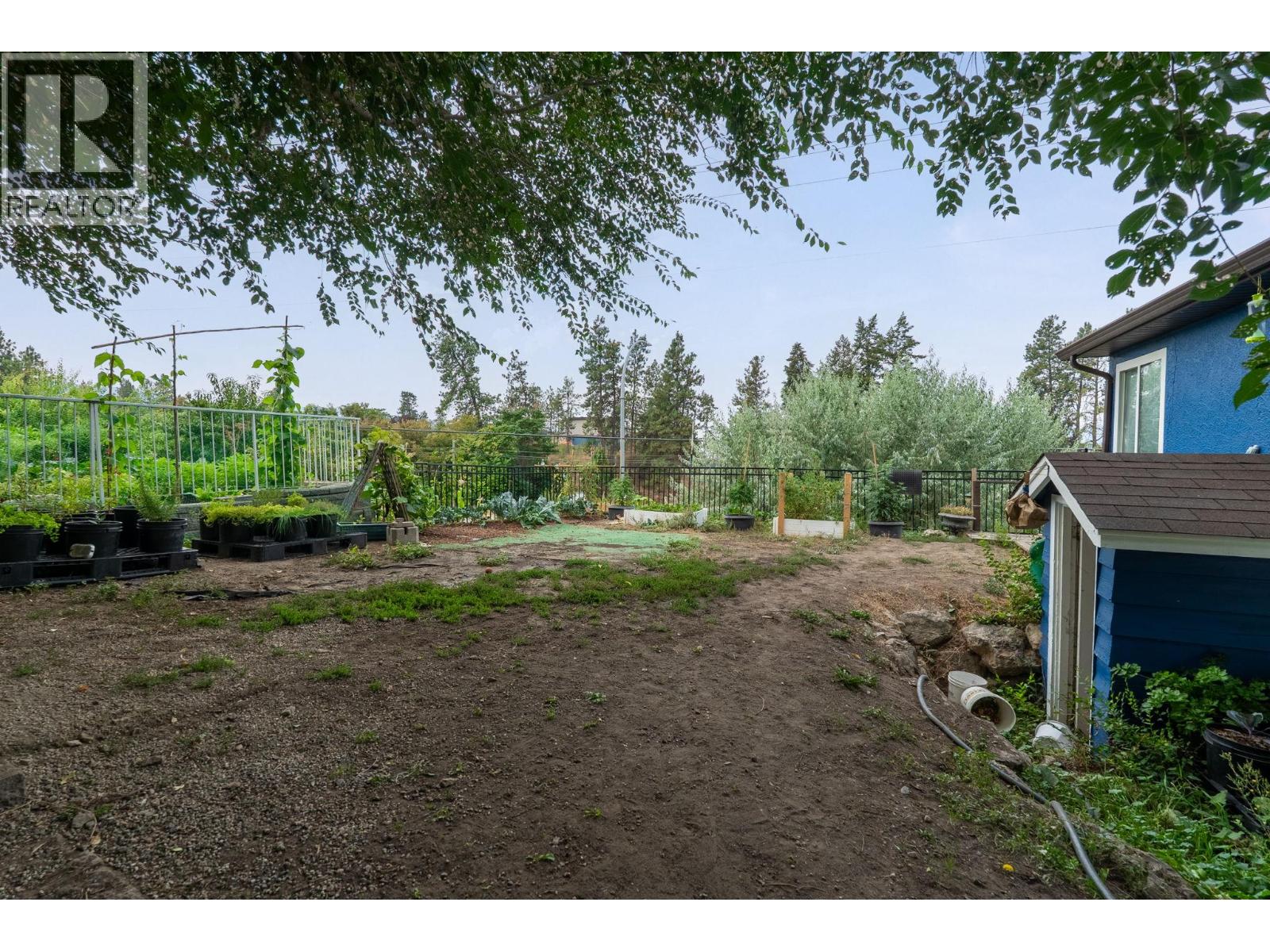 1350 Bentien Road, Kelowna, British Columbia  V1X 7K3 - Photo 3 - 10398762
