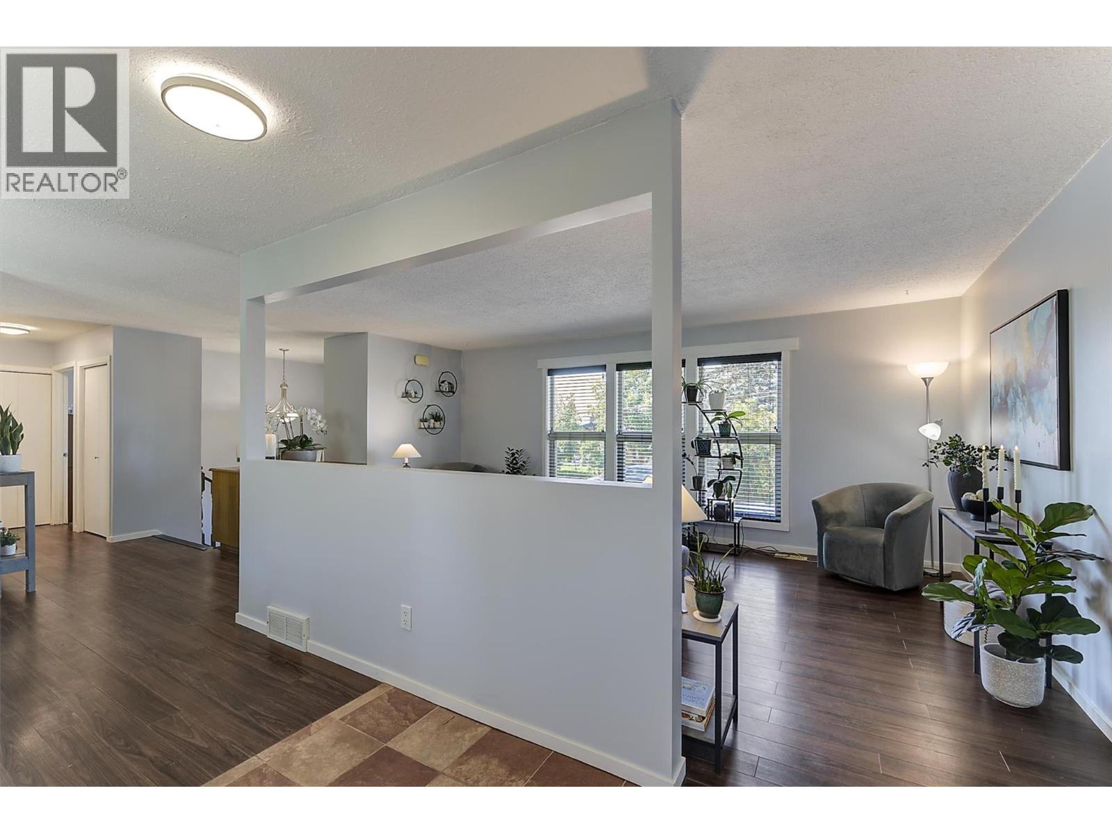 450 Holbrook Road W, Kelowna, British Columbia  V1X 1S3 - Photo 9 - 10398548