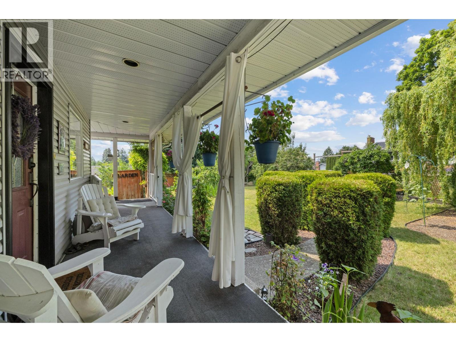 987 Garland Street, Kelowna, British Columbia  V1Y 3M9 - Photo 26 - 10398772