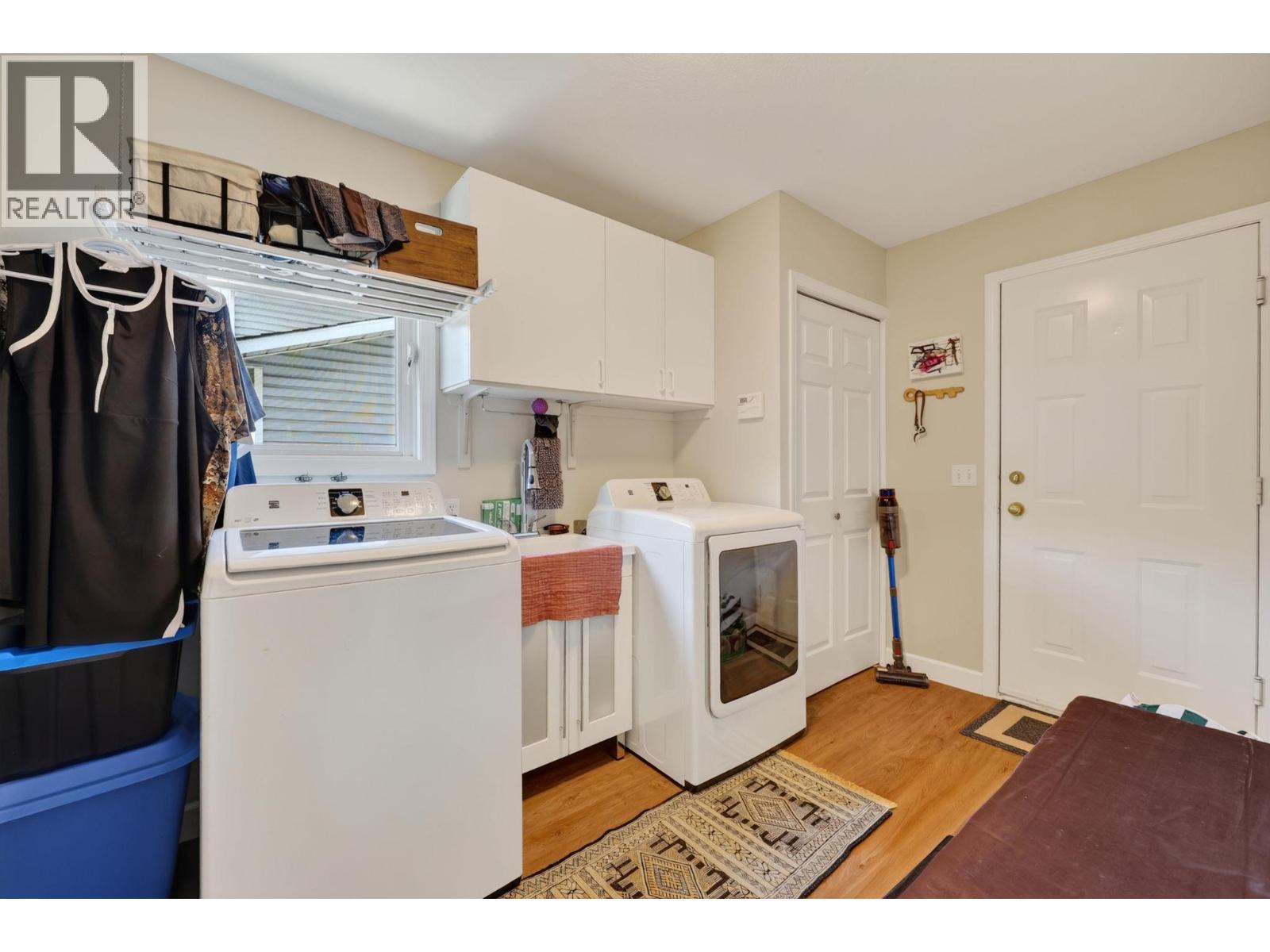 2054 Aster Road, Kelowna, British Columbia  V1V 1P4 - Photo 17 - 10398953
