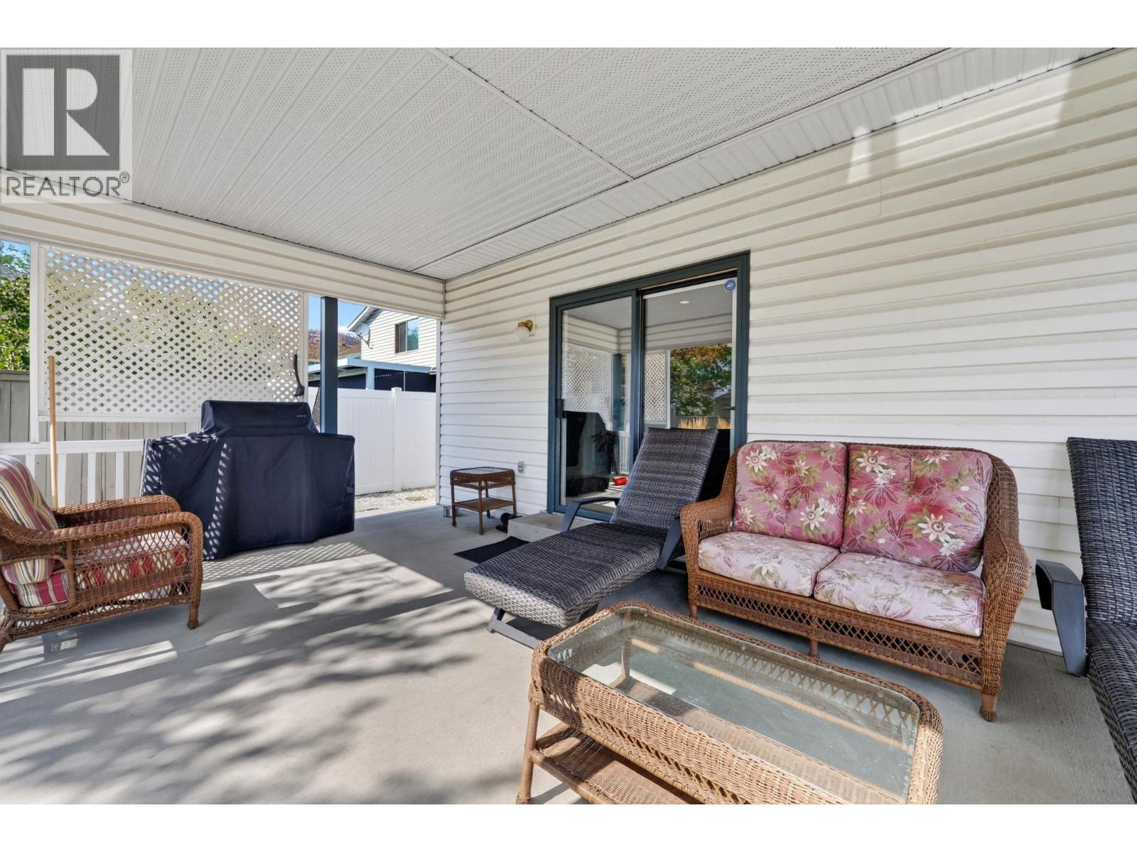 2054 Aster Road, Kelowna, British Columbia  V1V 1P4 - Photo 30 - 10398953