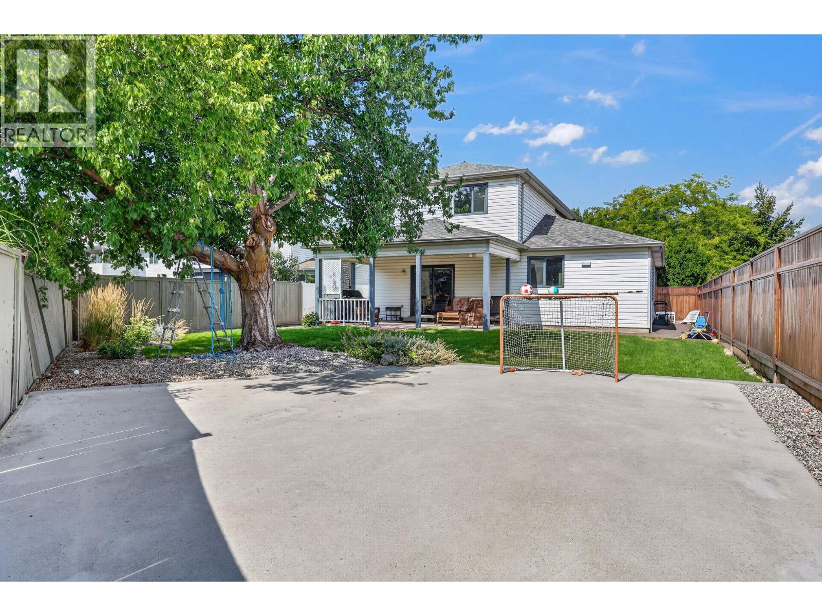 2054 Aster Road, Kelowna, British Columbia  V1V 1P4 - Photo 31 - 10398953