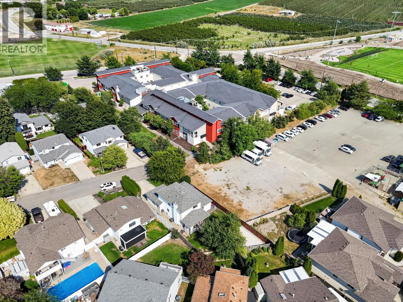 2054 Aster Road, Kelowna, British Columbia  V1V 1P4 - Photo 36 - 10398953