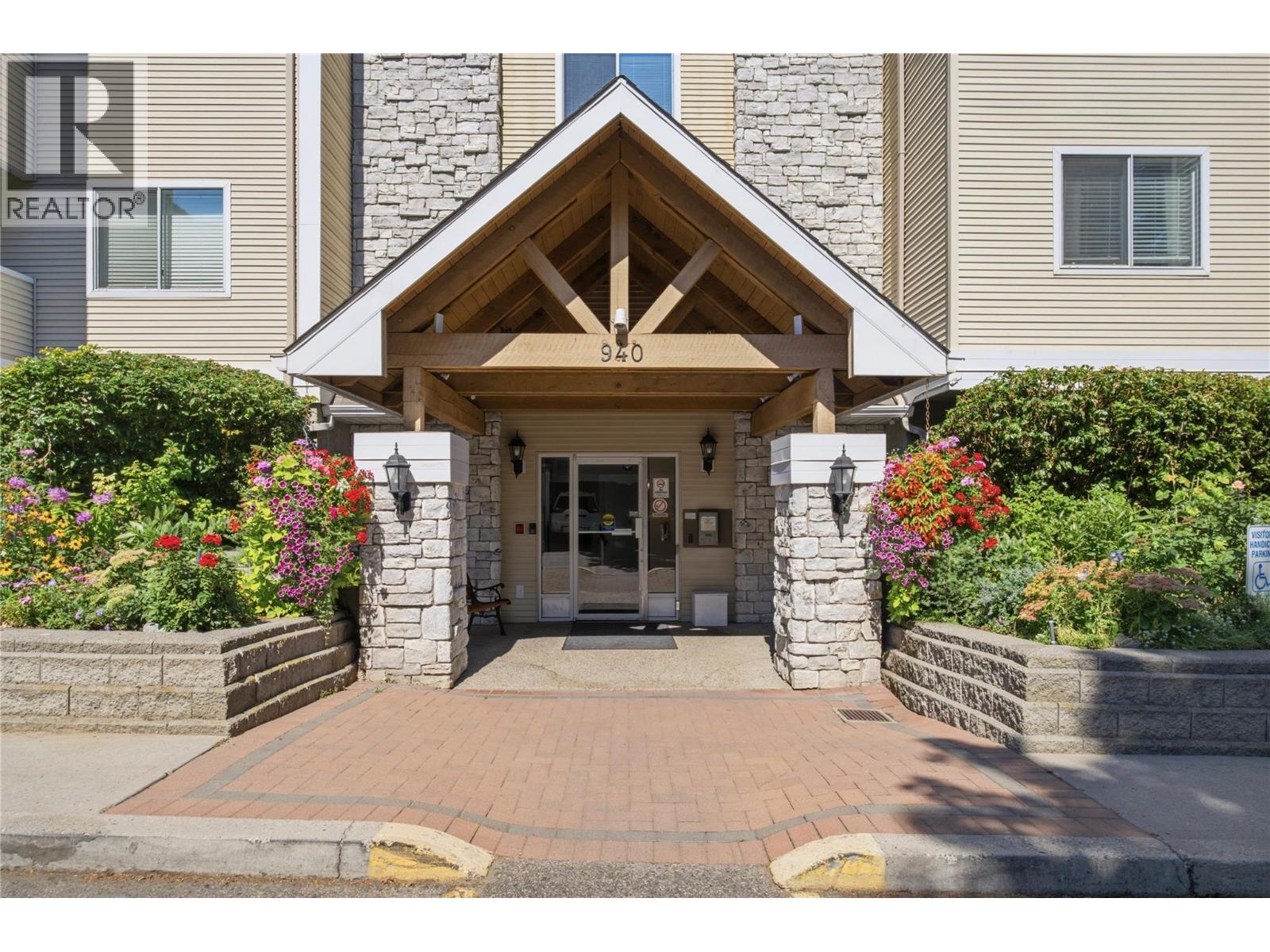 940 Glenwood Avenue Unit# 212, Kelowna, British Columbia  V1Y 9P2 - Photo 2 - 10398593