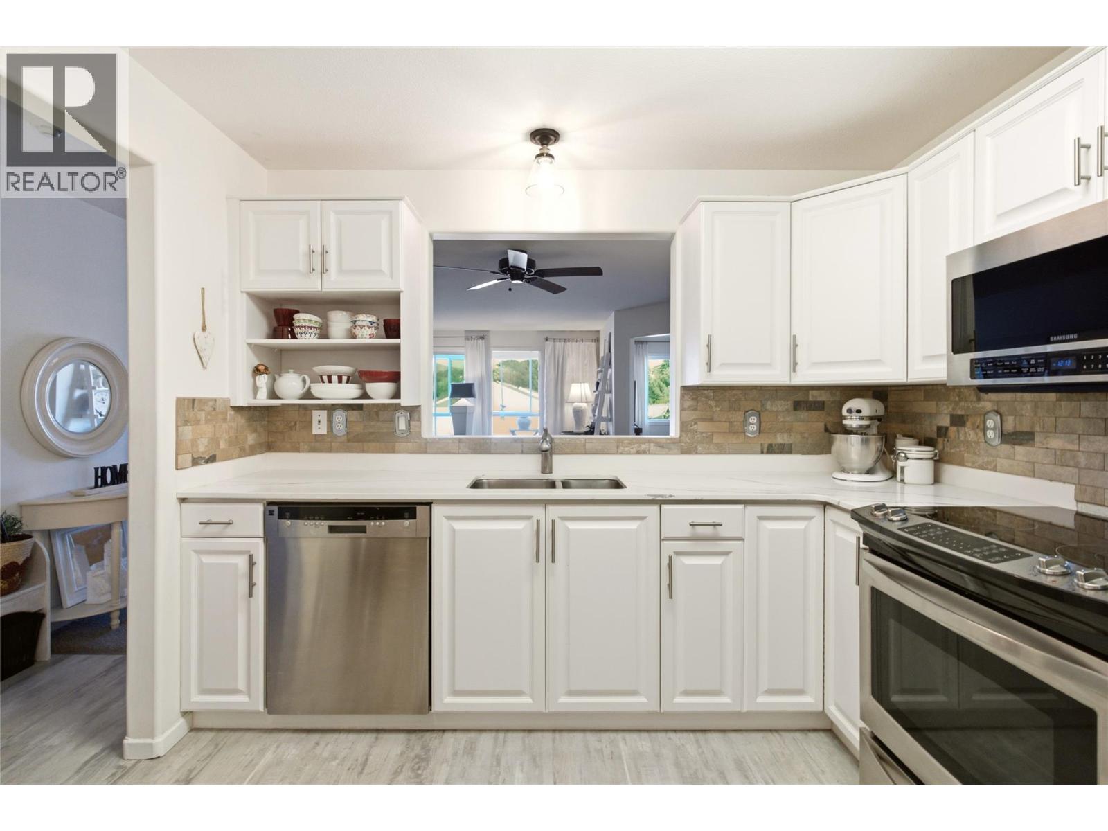 940 Glenwood Avenue Unit# 212, Kelowna, British Columbia  V1Y 9P2 - Photo 5 - 10398593