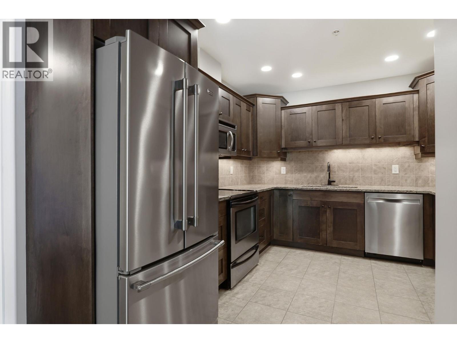2470 Tuscany Drive Unit# 103, West Kelowna, British Columbia  V4T 3G8 - Photo 11 - 10396982