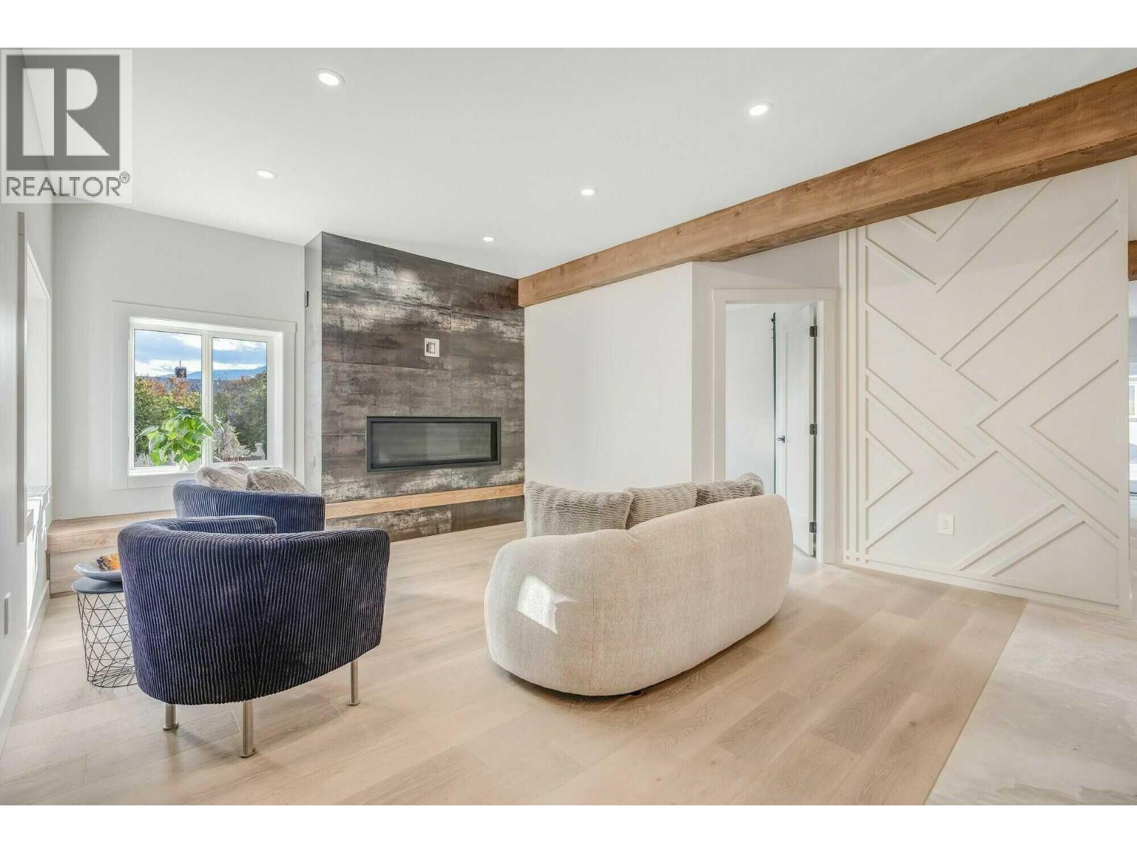 6466 Spartan Street, Oliver, British Columbia  V0H 1T0 - Photo 4 - 10398957
