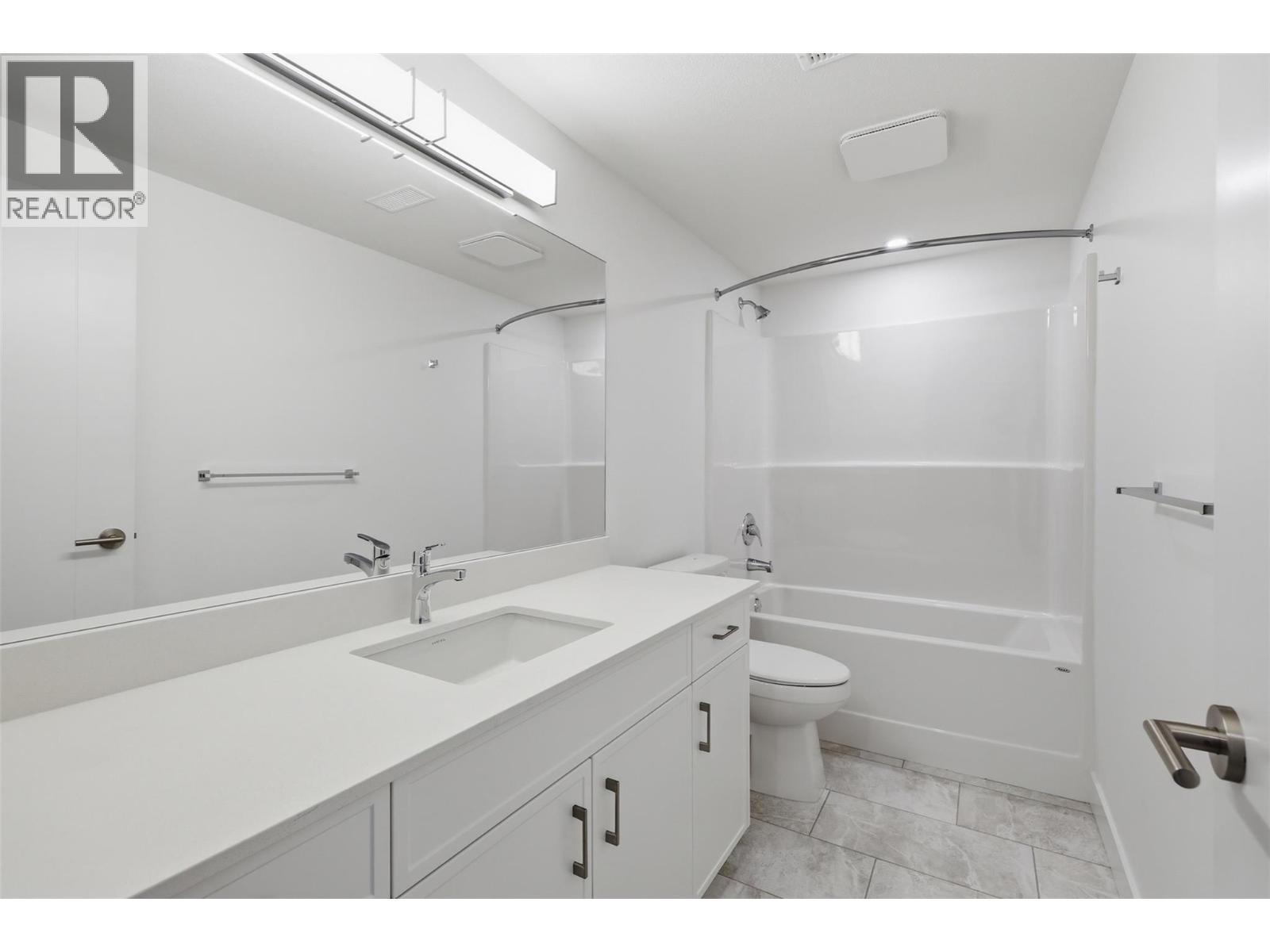 2050 Grasslands Boulevard Unit# 146, Kamloops, British Columbia  V2B 0K7 - Photo 30 - 10398437
