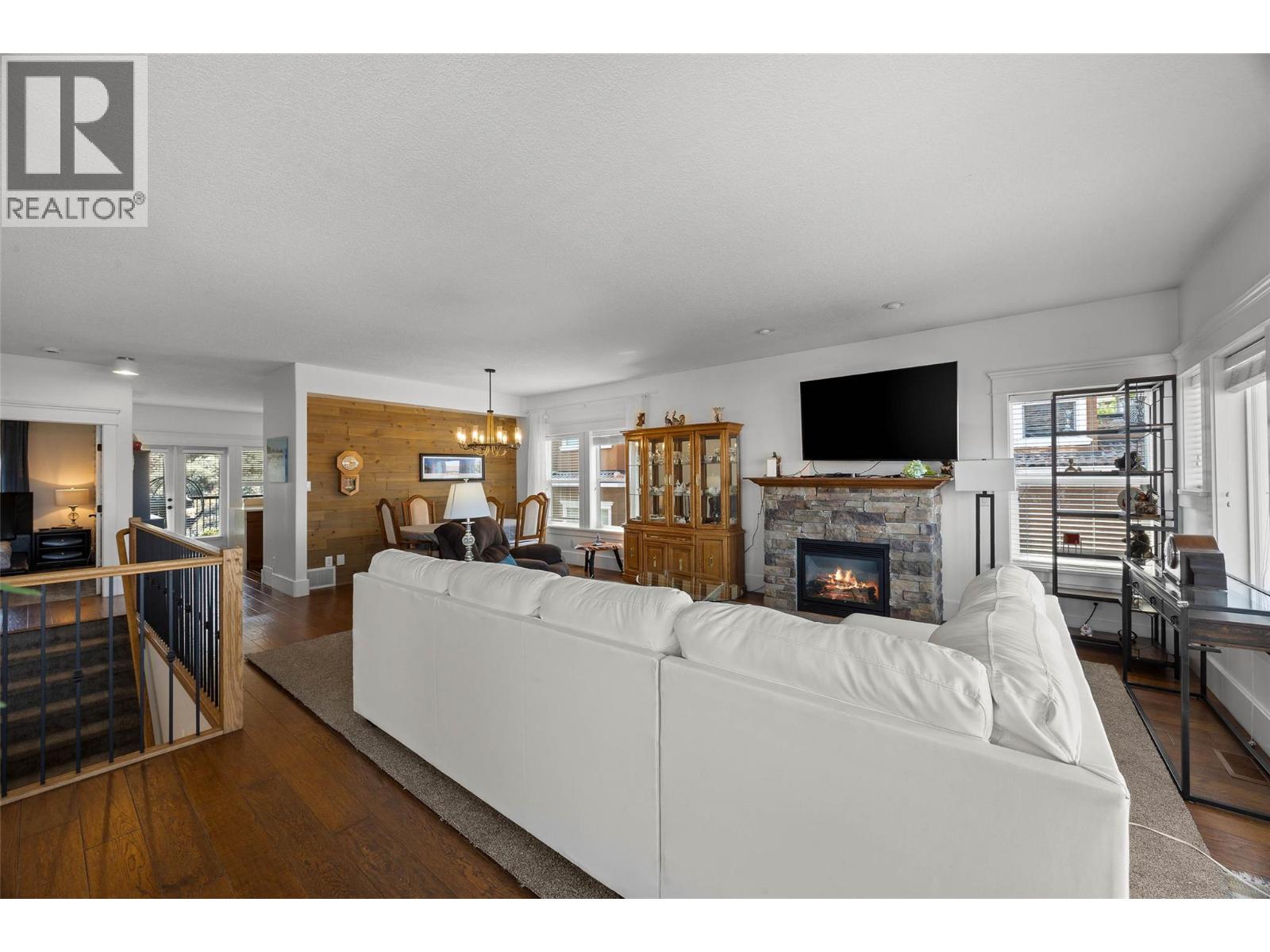 875 Sahali Terrace Unit# 13, Kamloops, British Columbia  V2C 6W9 - Photo 8 - 10399010