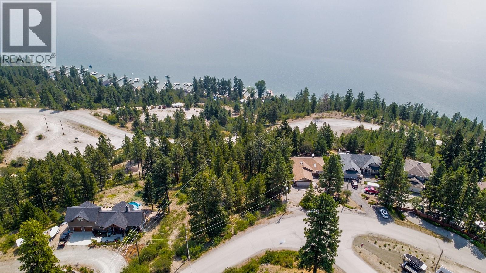 10345 Columbia Way, Vernon, British Columbia  V1H 2B5 - Photo 4 - 10398828