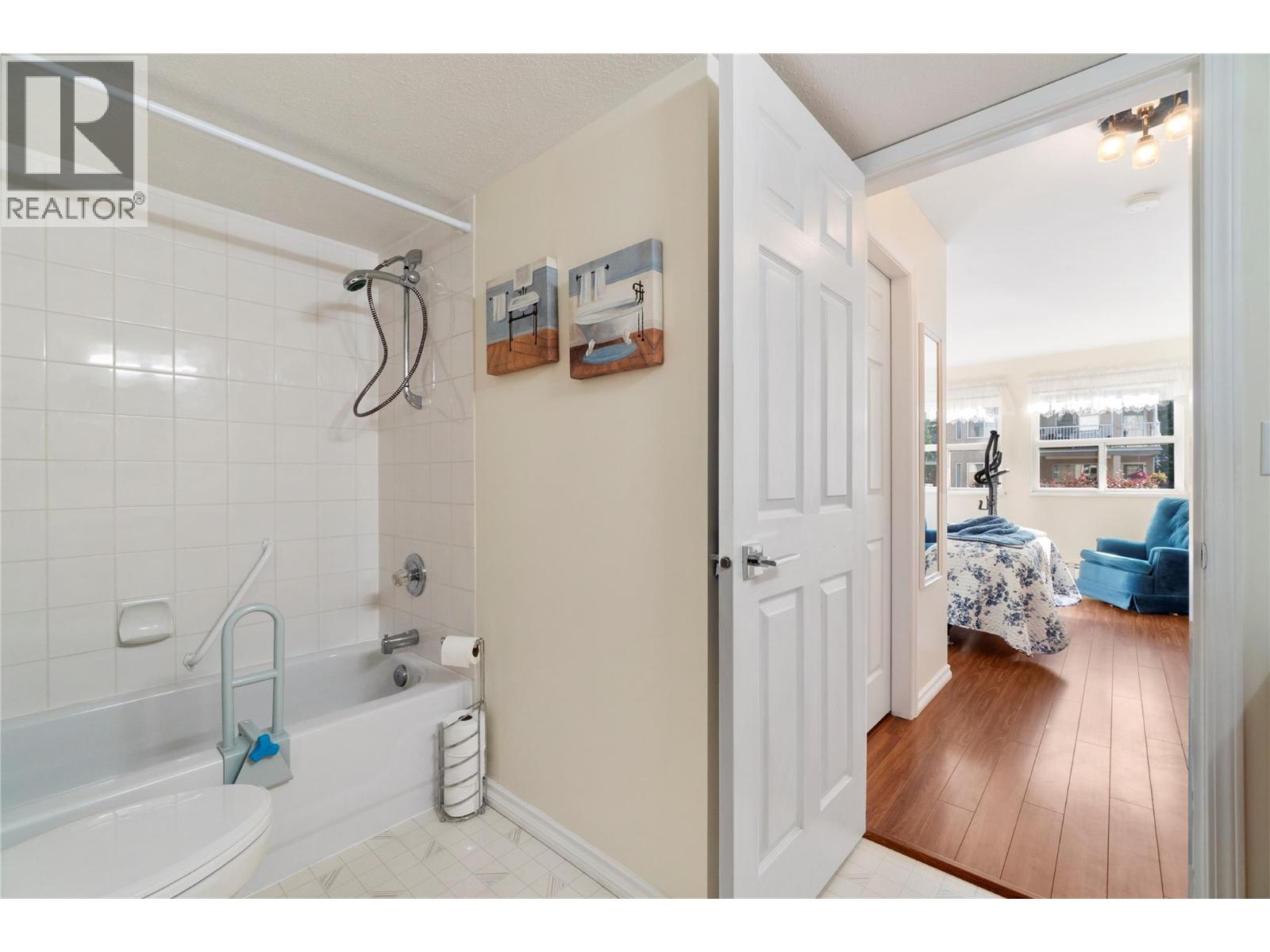250 5 Street Se Unit# 107, Salmon Arm, British Columbia  V1E 1J8 - Photo 19 - 10398899