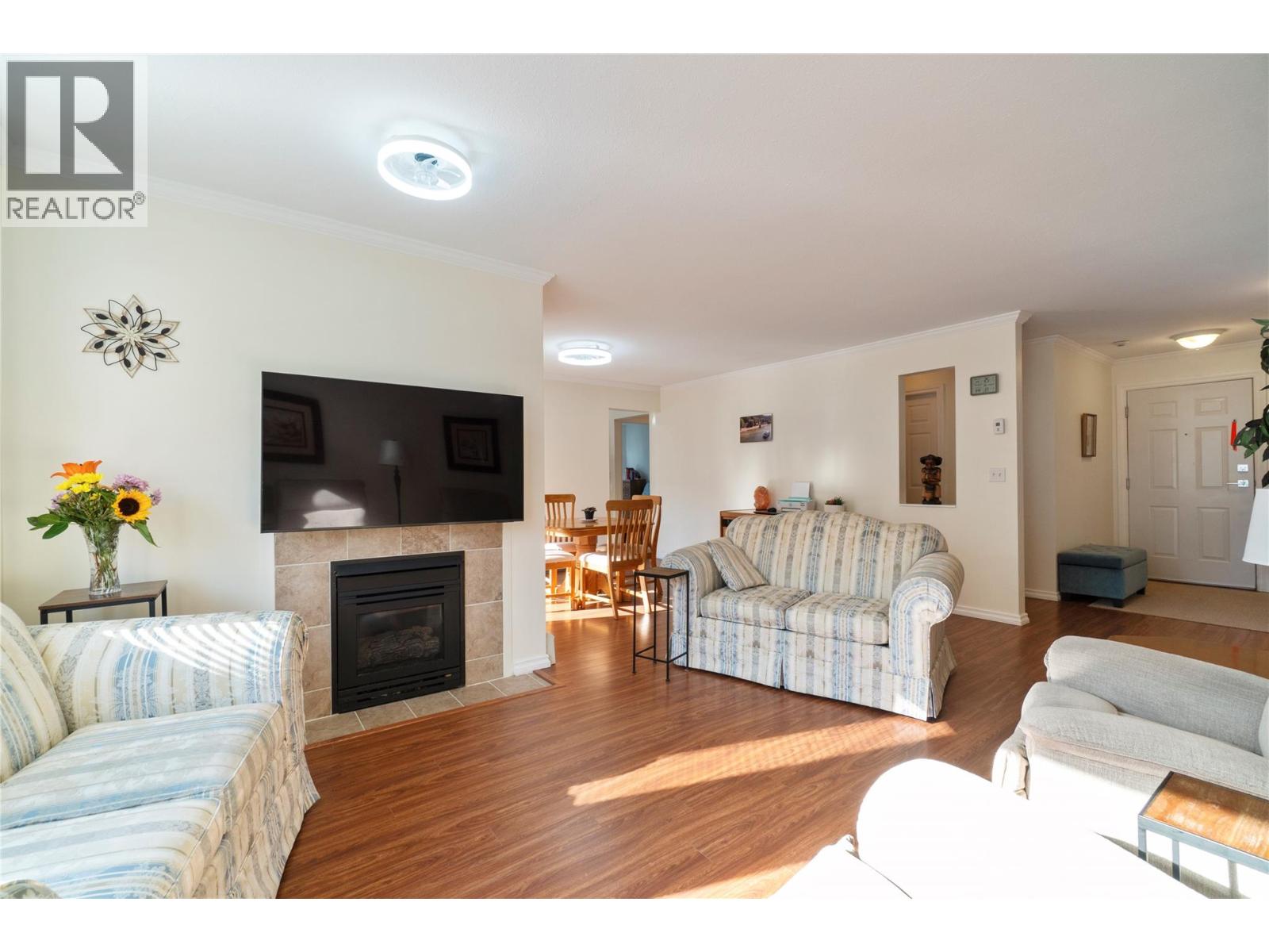 250 5 Street Se Unit# 107, Salmon Arm, British Columbia  V1E 1J8 - Photo 5 - 10398899