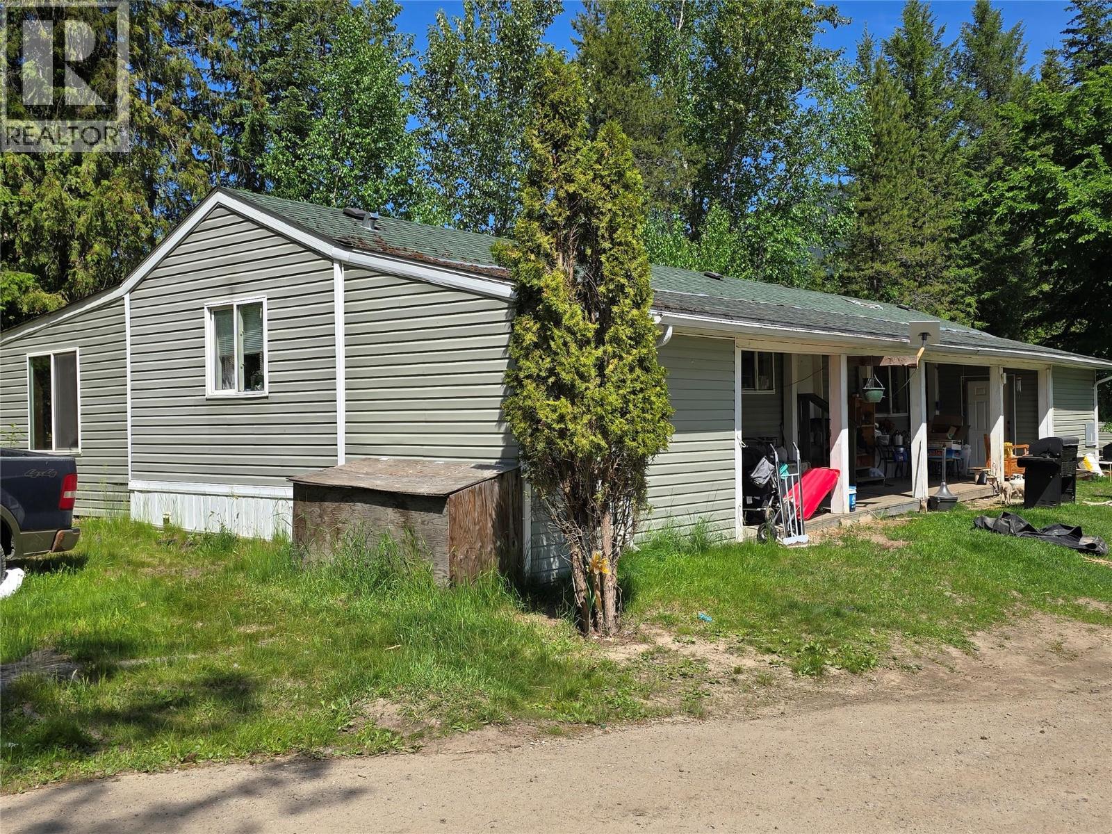 268 Birch Road, Clearwater, British Columbia  V0E 1N1 - Photo 1 - 10399002