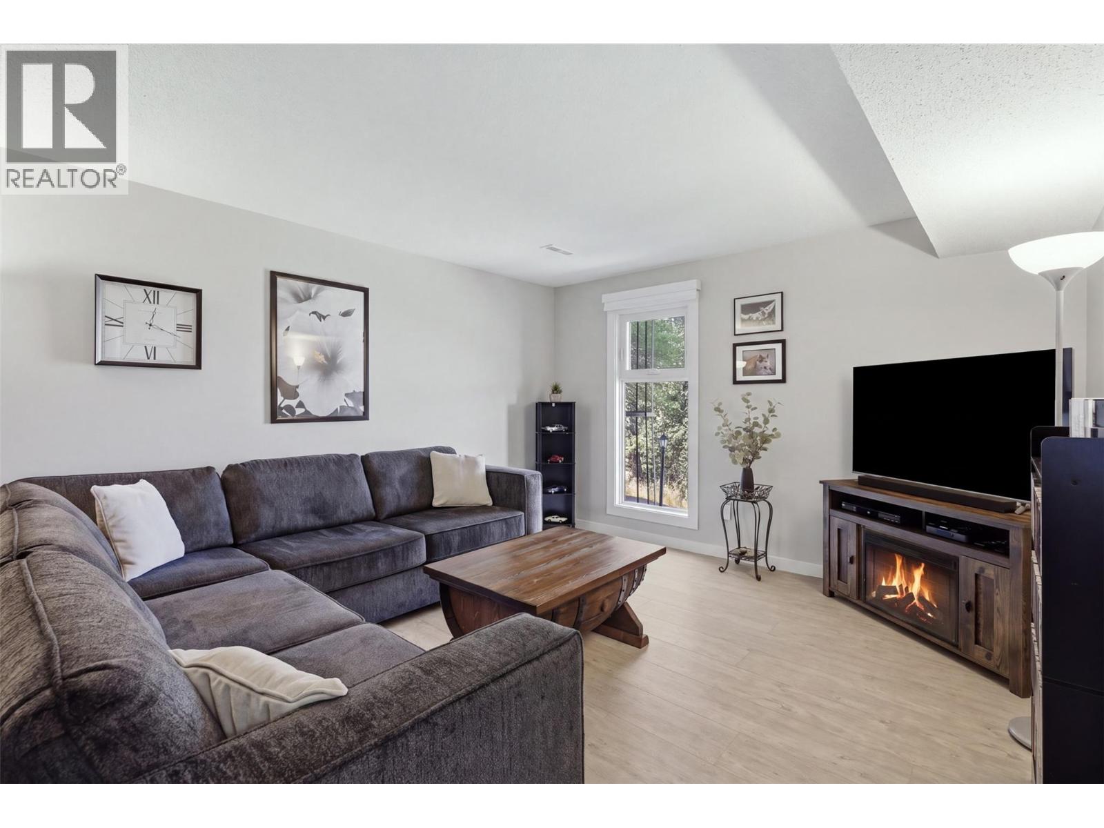1221 Hugh Allan Drive Unit# 58, Kamloops, British Columbia  V1S 1M7 - Photo 2 - 10399012