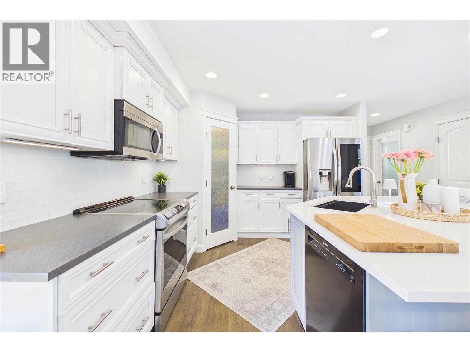 307 Mccarren Avenue, Kelowna, British Columbia  V1W 5A6 - Photo 13 - 10399025