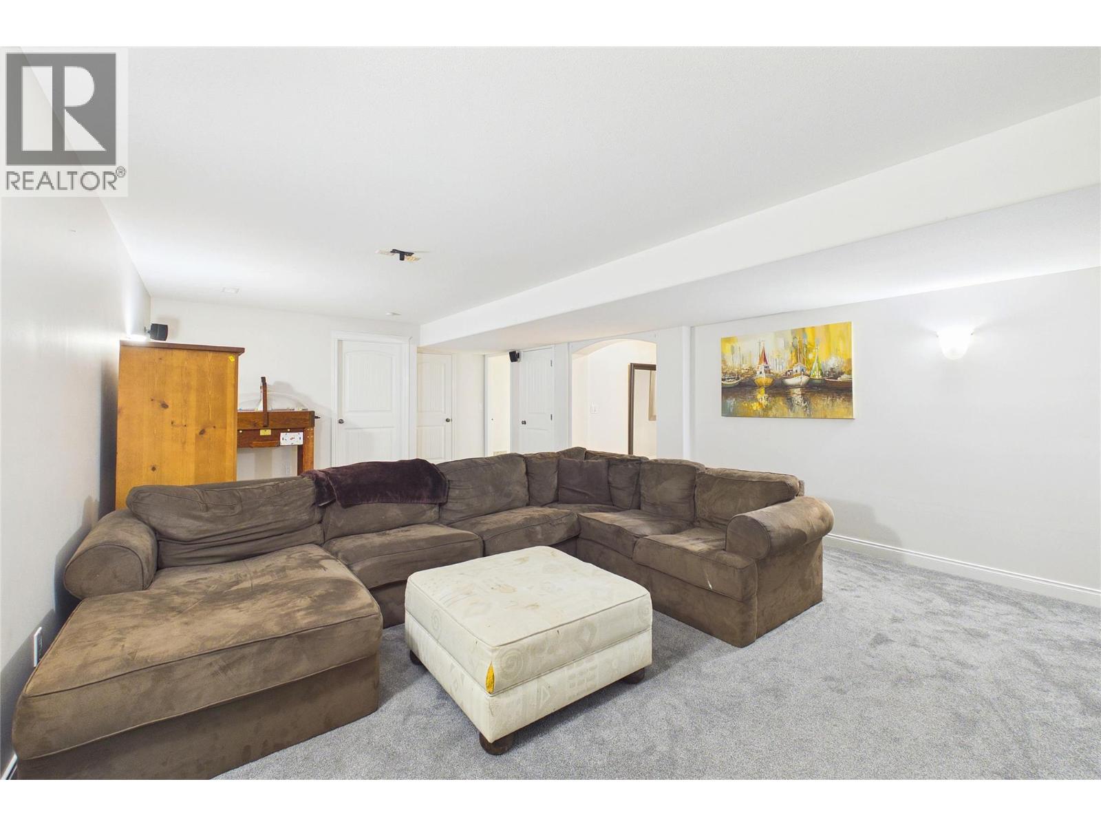 307 Mccarren Avenue, Kelowna, British Columbia  V1W 5A6 - Photo 30 - 10399025