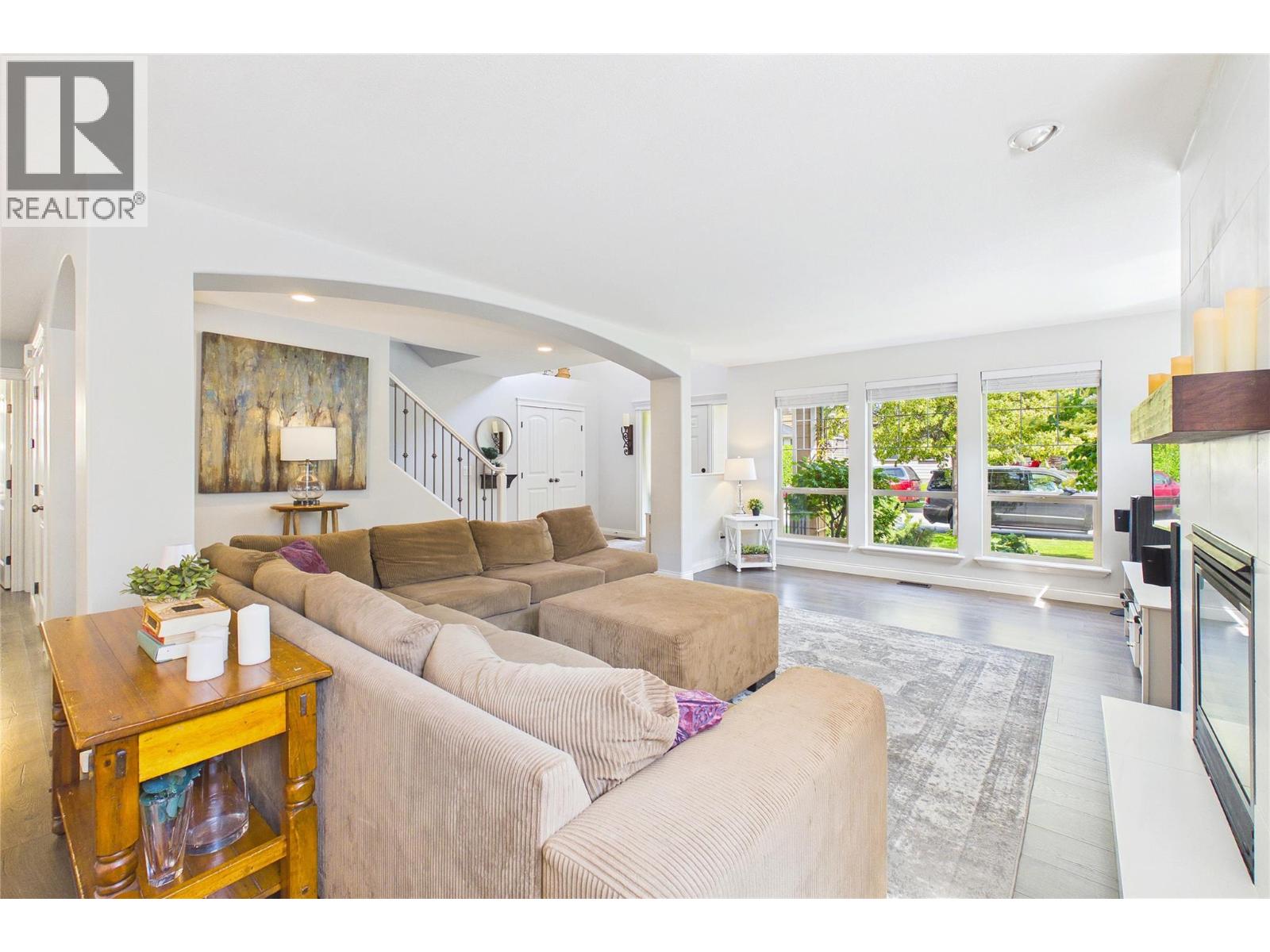307 Mccarren Avenue, Kelowna, British Columbia  V1W 5A6 - Photo 9 - 10399025